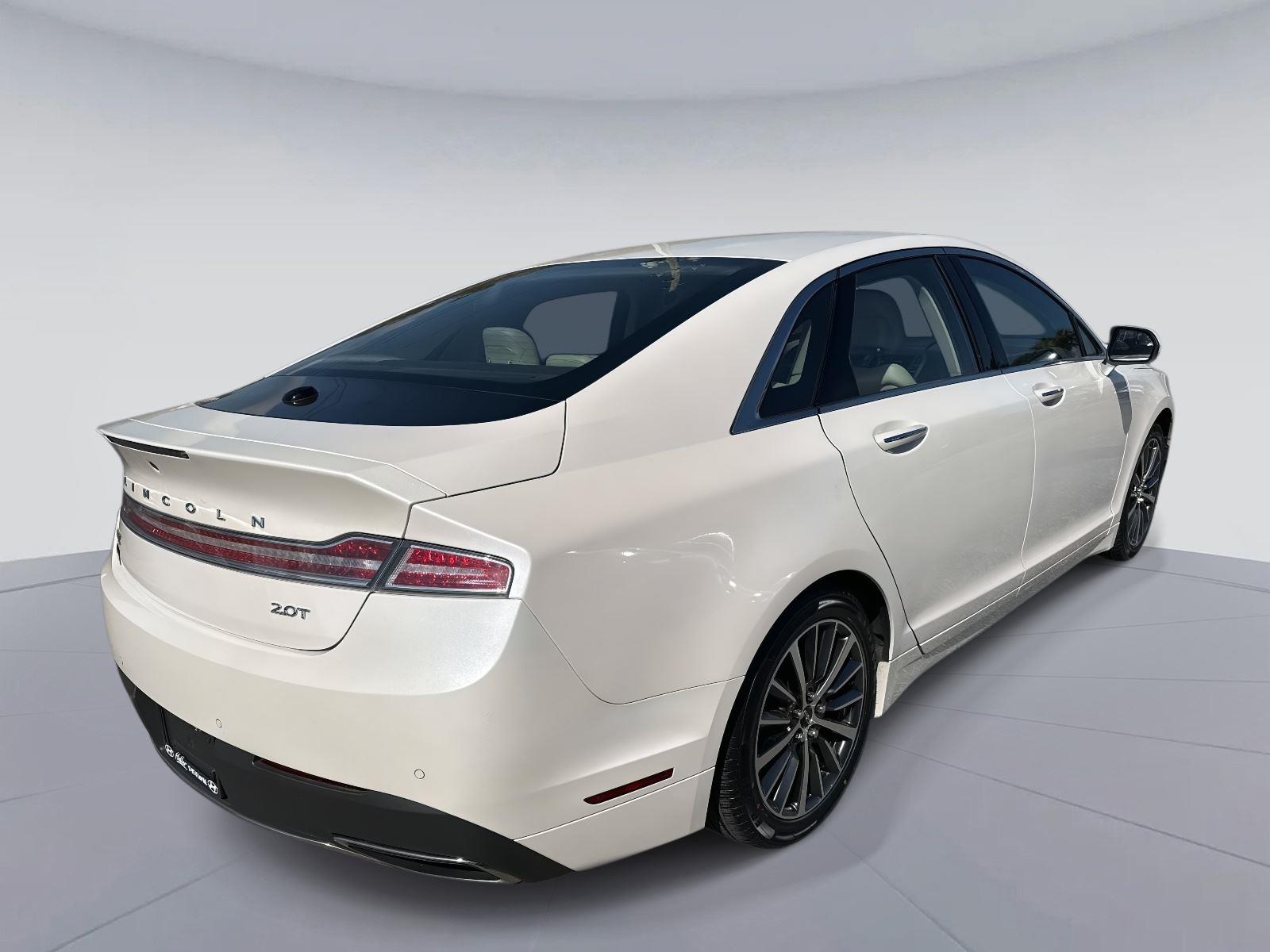 2017 Lincoln MKZ Select