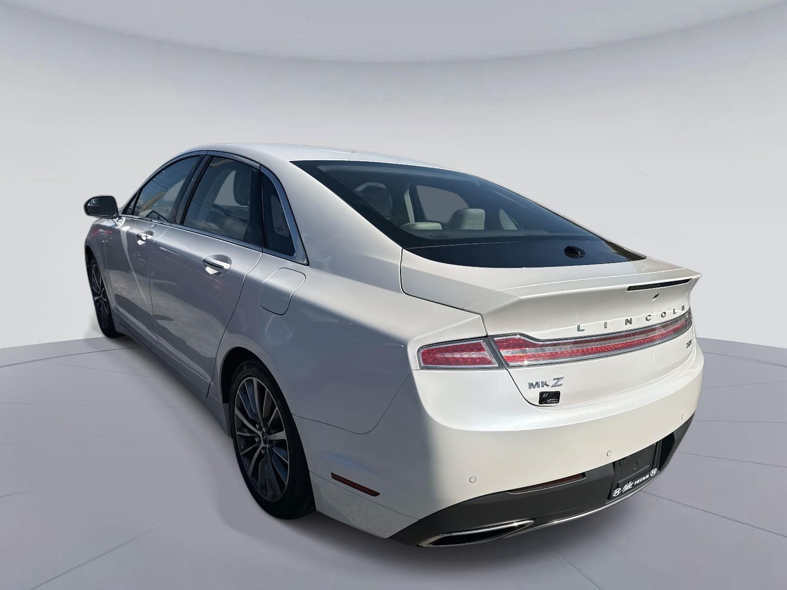 2017 Lincoln MKZ Select