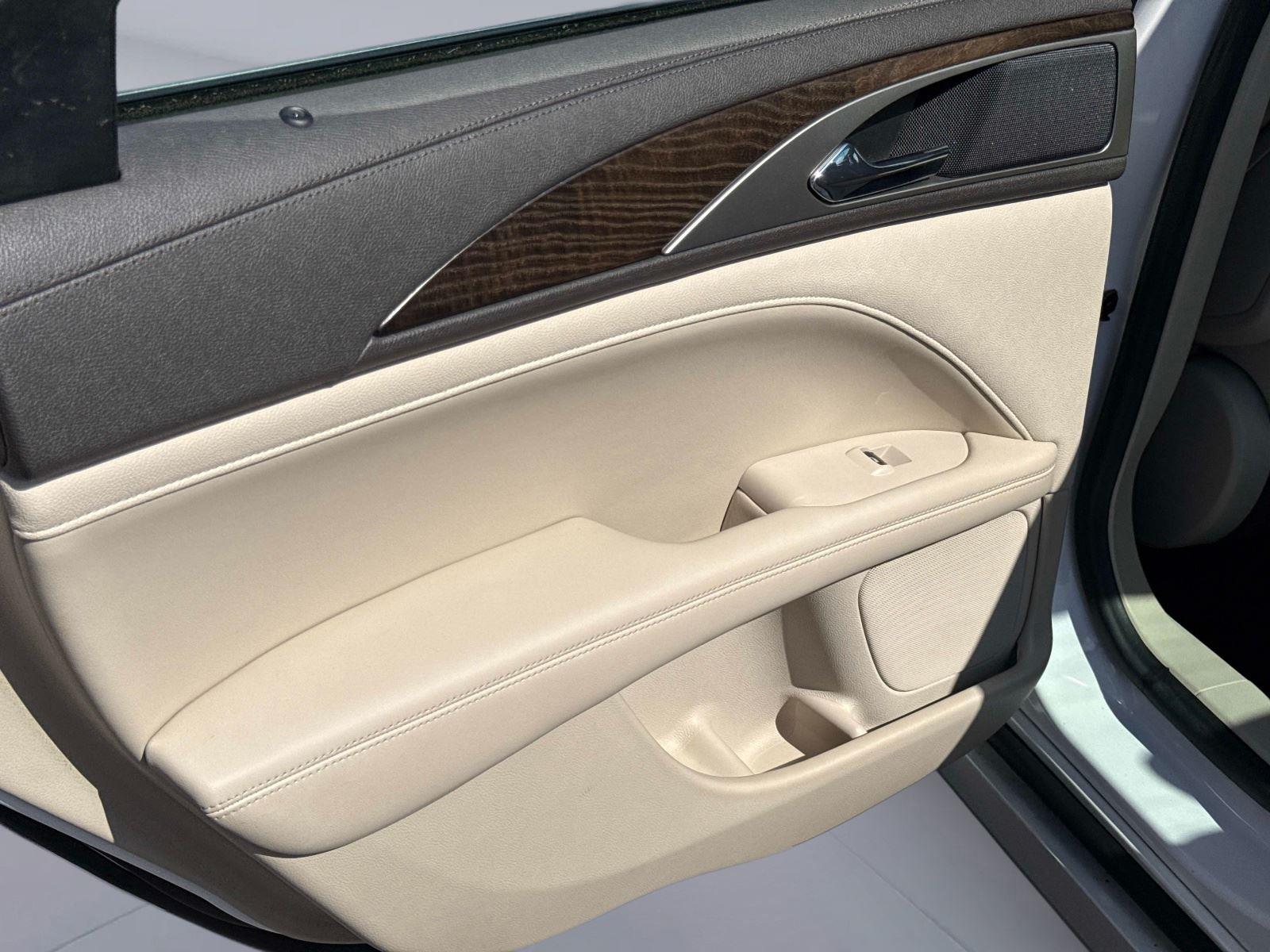 2017 Lincoln MKZ Select