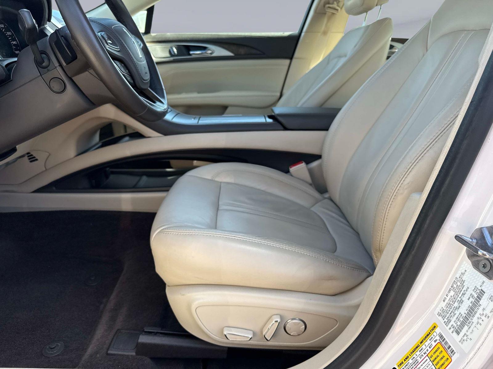 2017 Lincoln MKZ Select