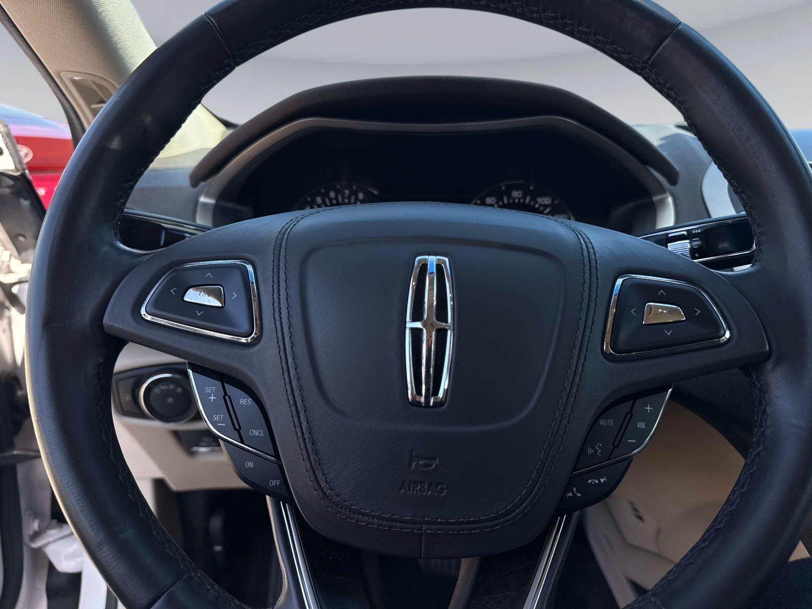 2017 Lincoln MKZ Select