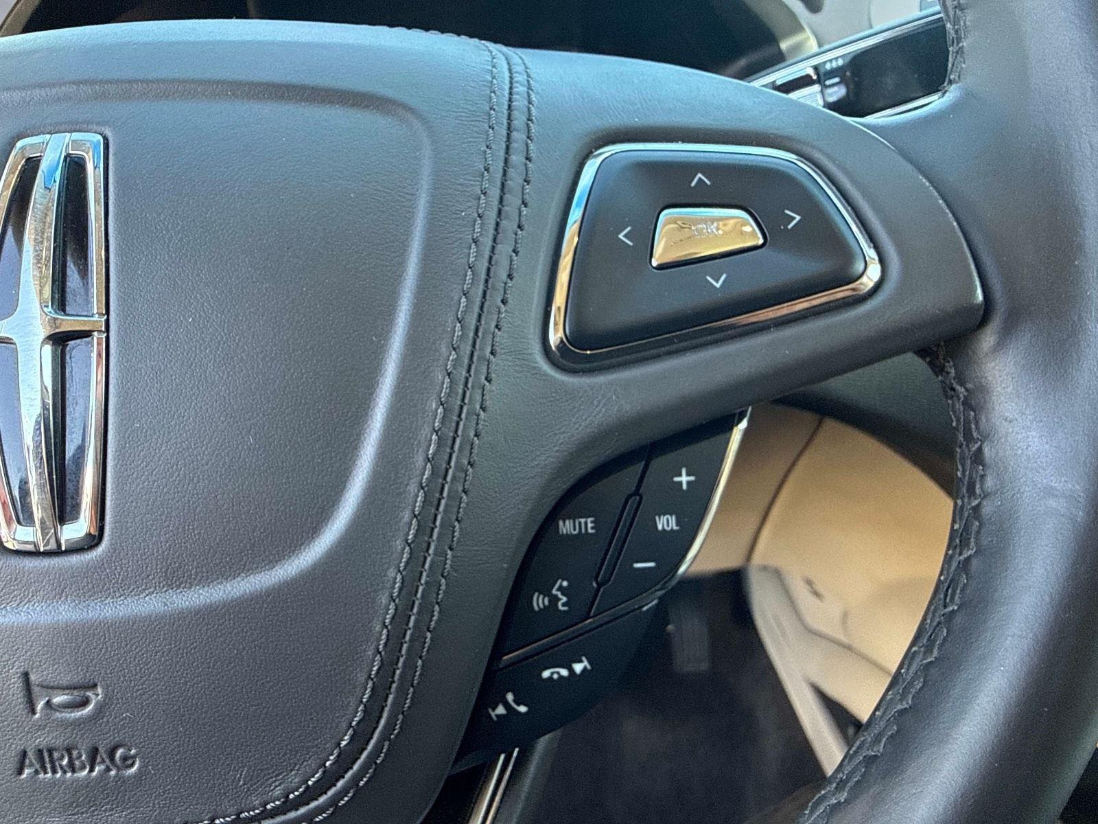 2017 Lincoln MKZ Select