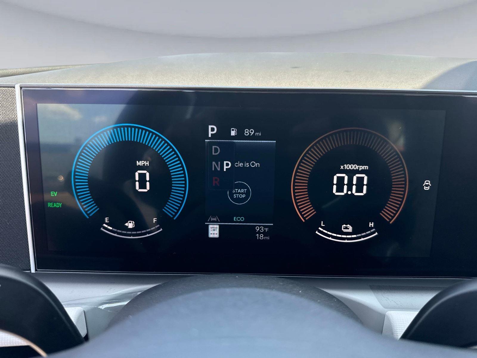 2026 Hyundai Tucson Hybrid Blue SE