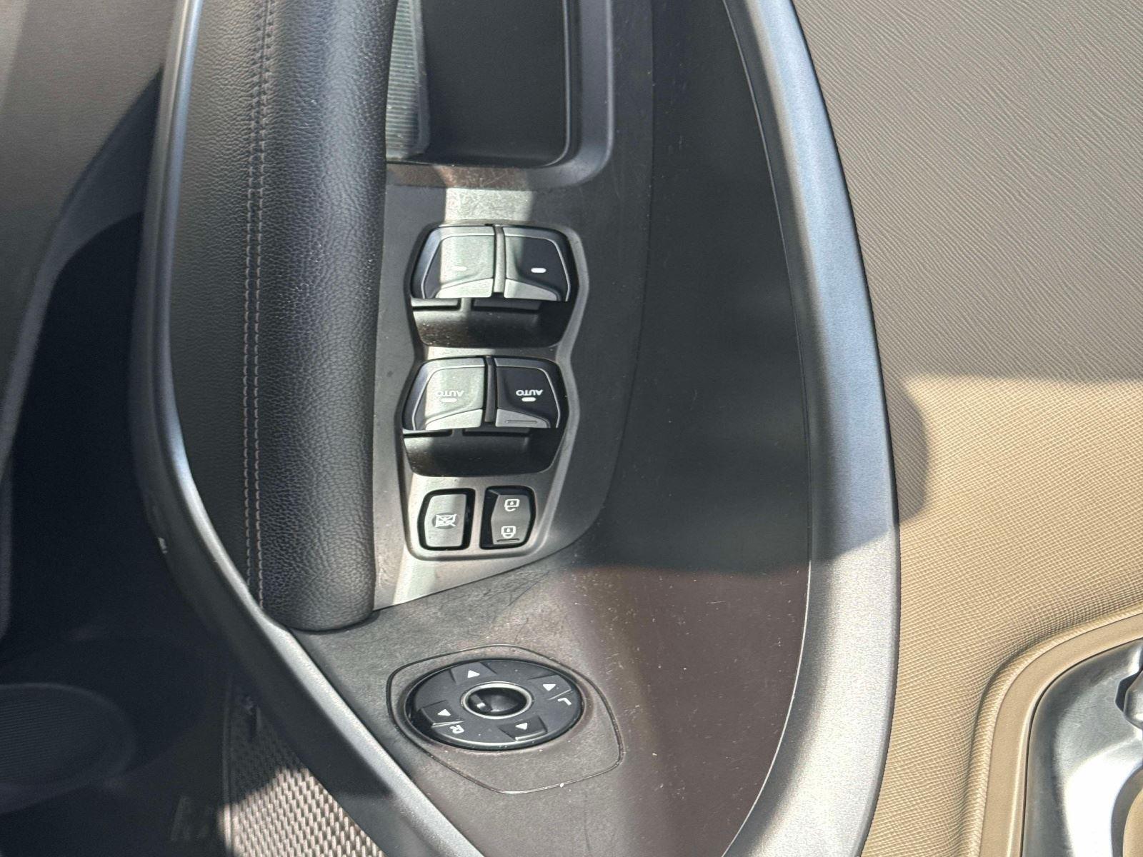 2017 Hyundai Santa Fe Sport 2.0T Ultimate