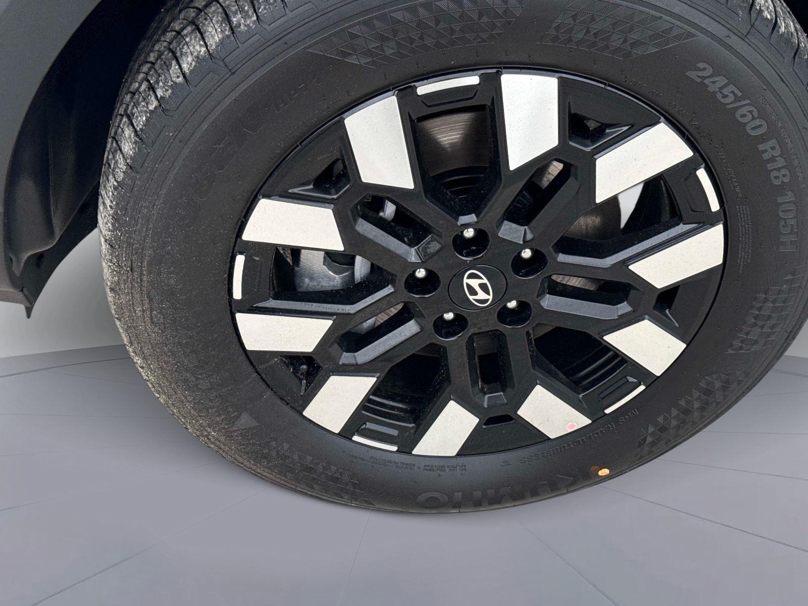 2026 Hyundai Santa Cruz SEL Activity