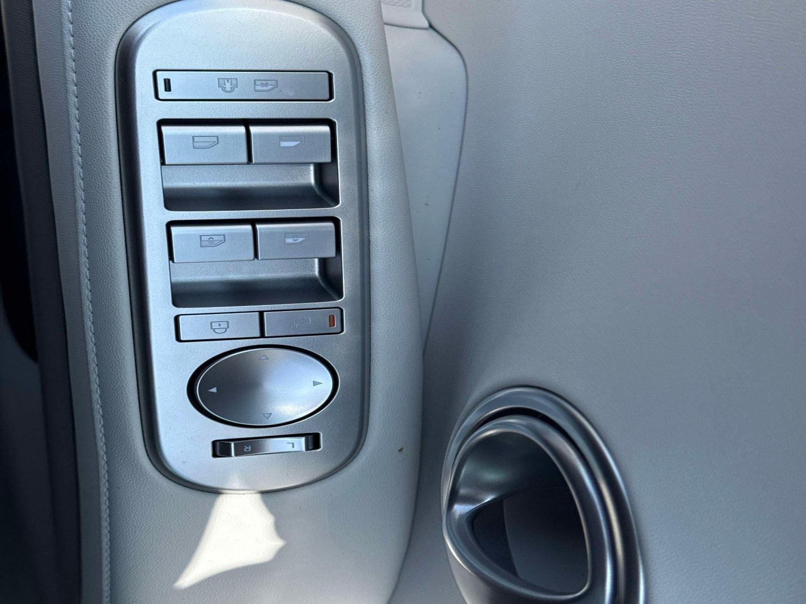 2026 Hyundai Palisade Hybrid Blue SEL 8P