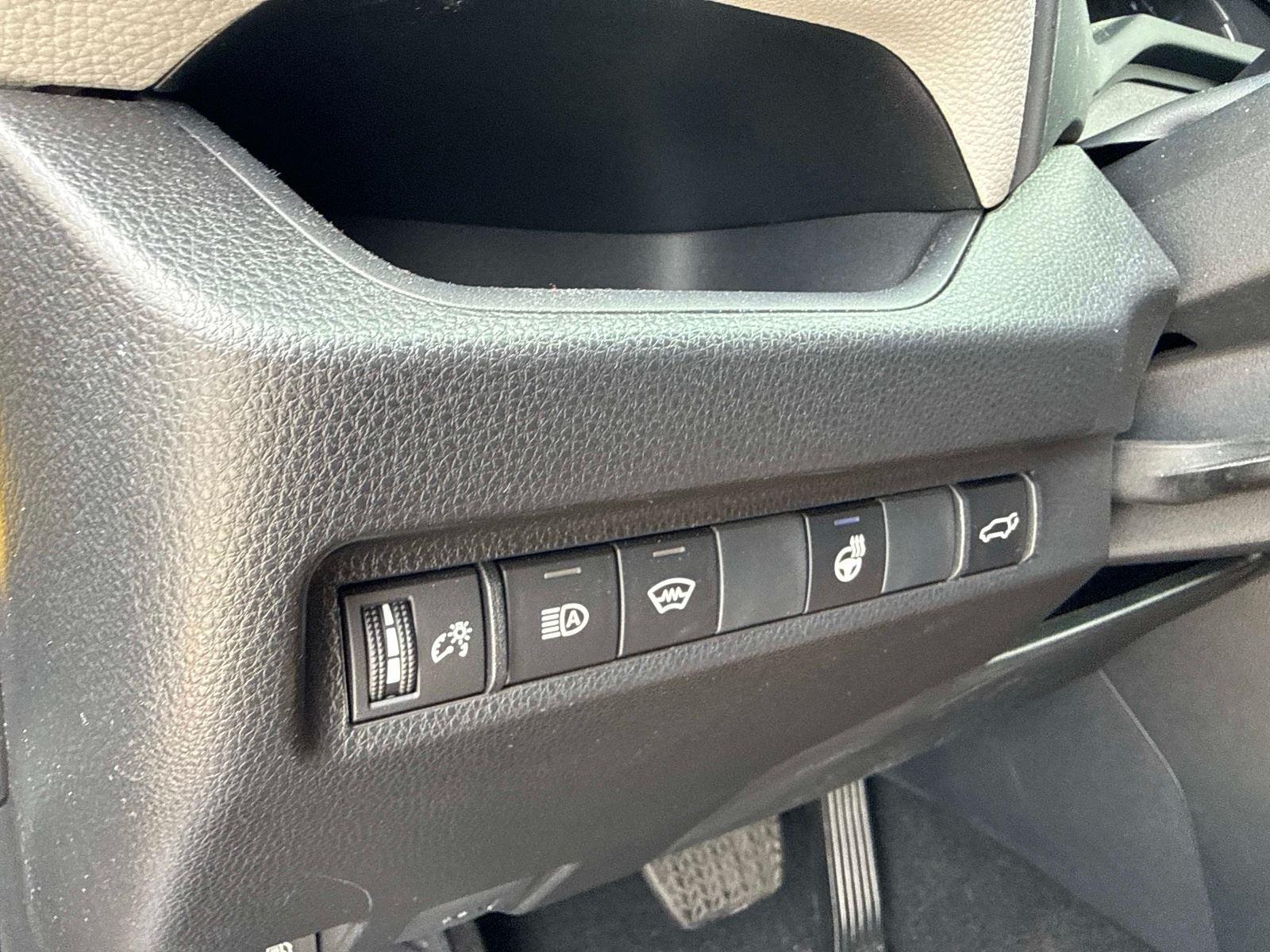 2025 Toyota RAV4 Hybrid XLE Premium