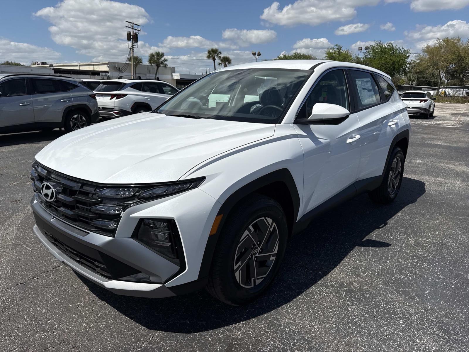 2026 Hyundai Tucson Hybrid Blue SE