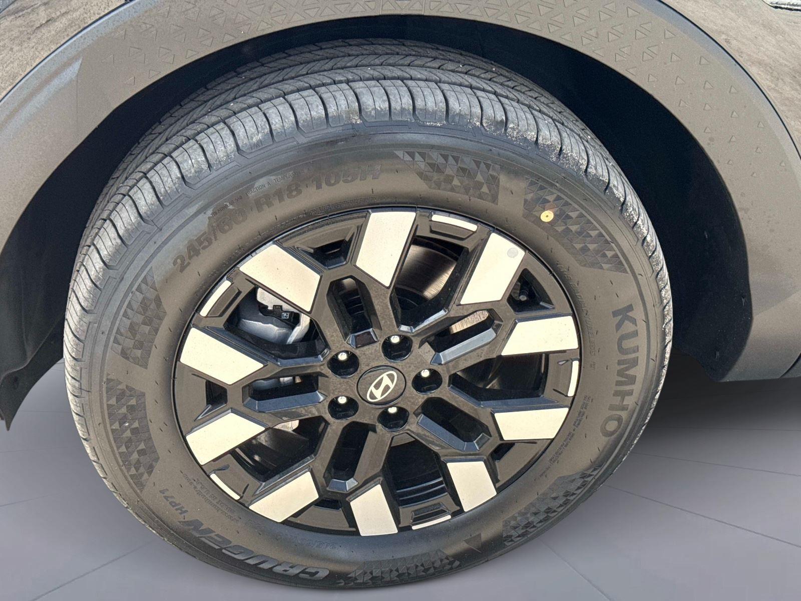 2026 Hyundai Santa Cruz SEL Activity