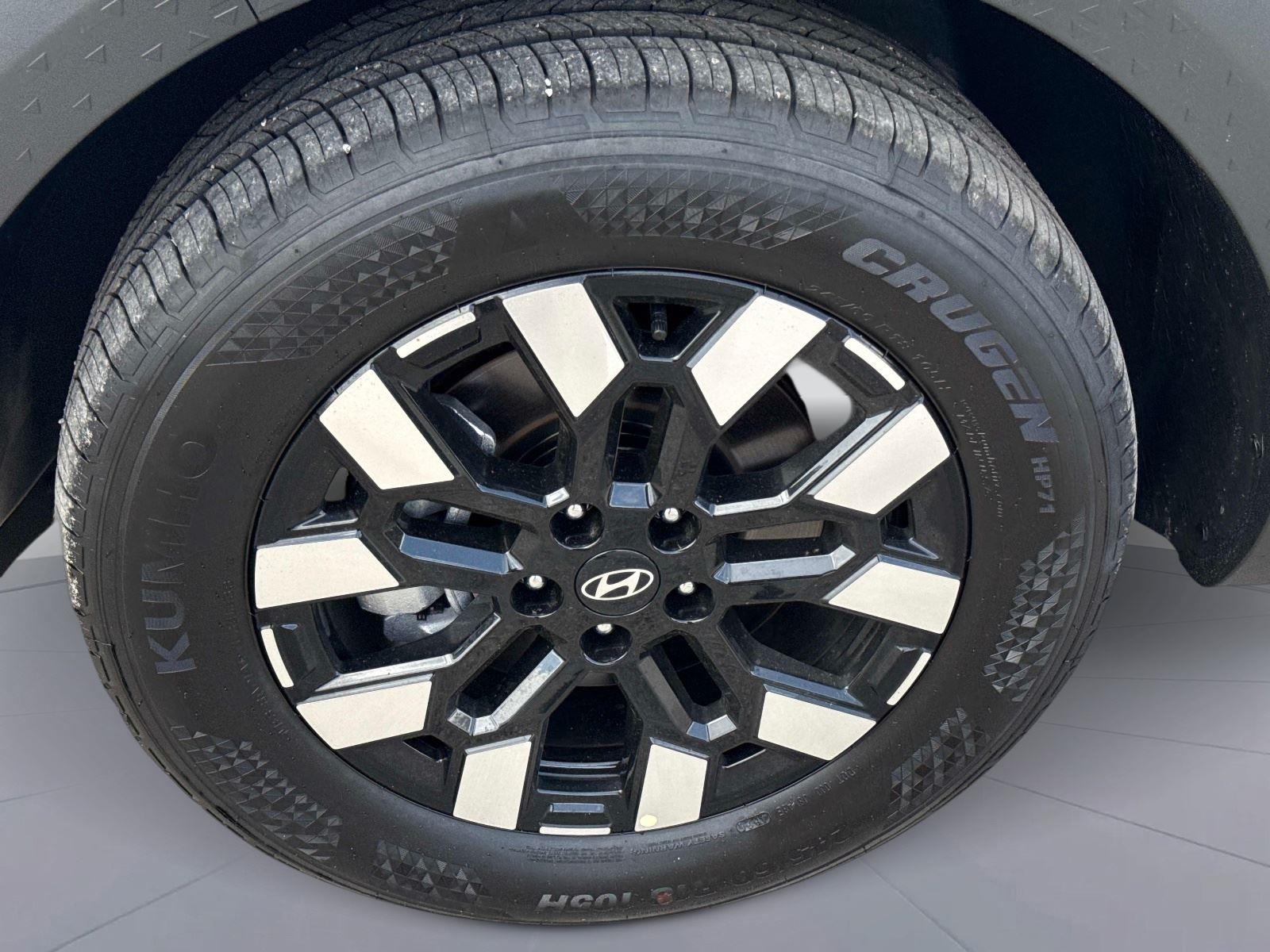 2026 Hyundai Santa Cruz SEL Activity