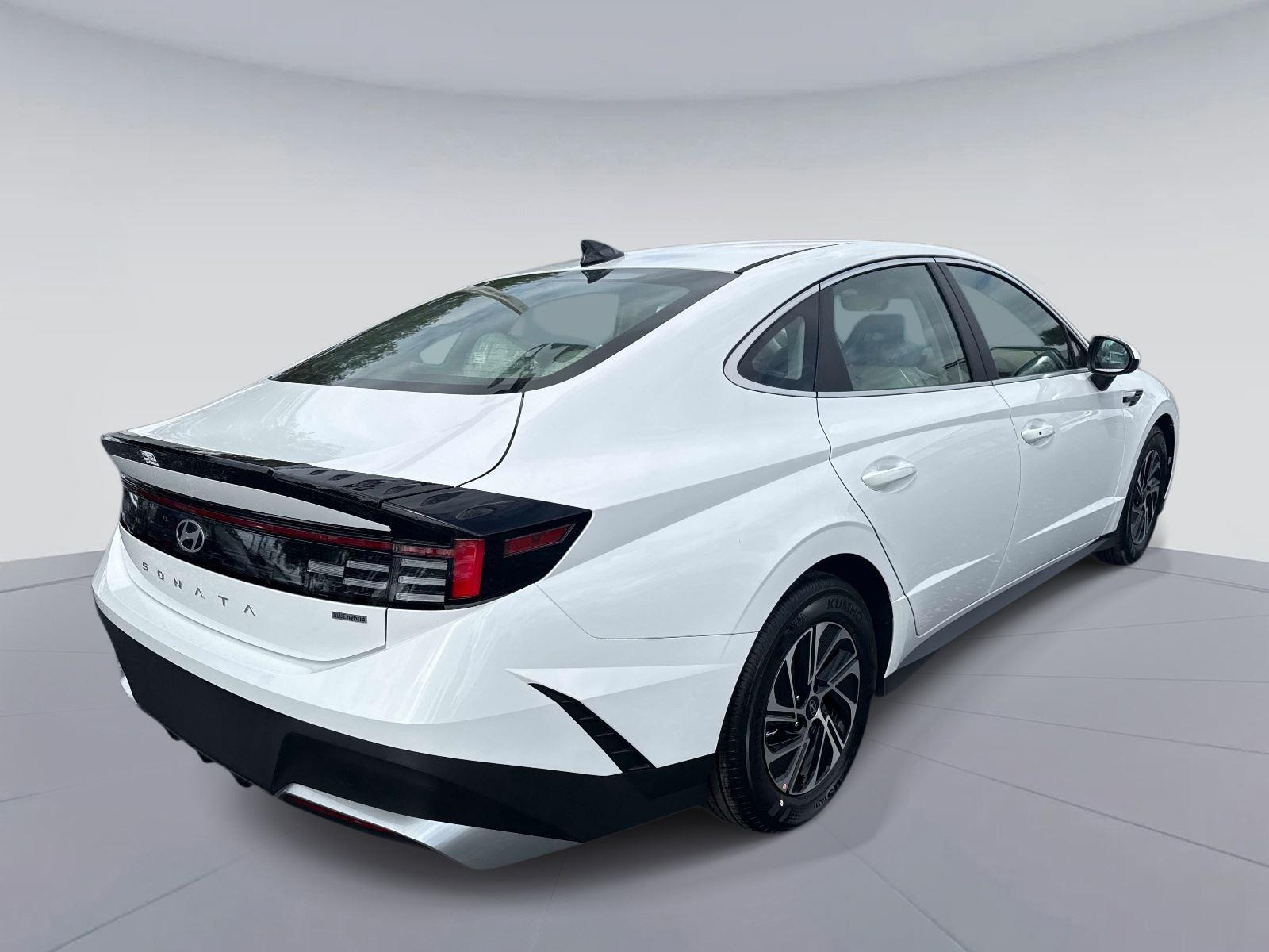 2026 Hyundai Sonata Hybrid Blue