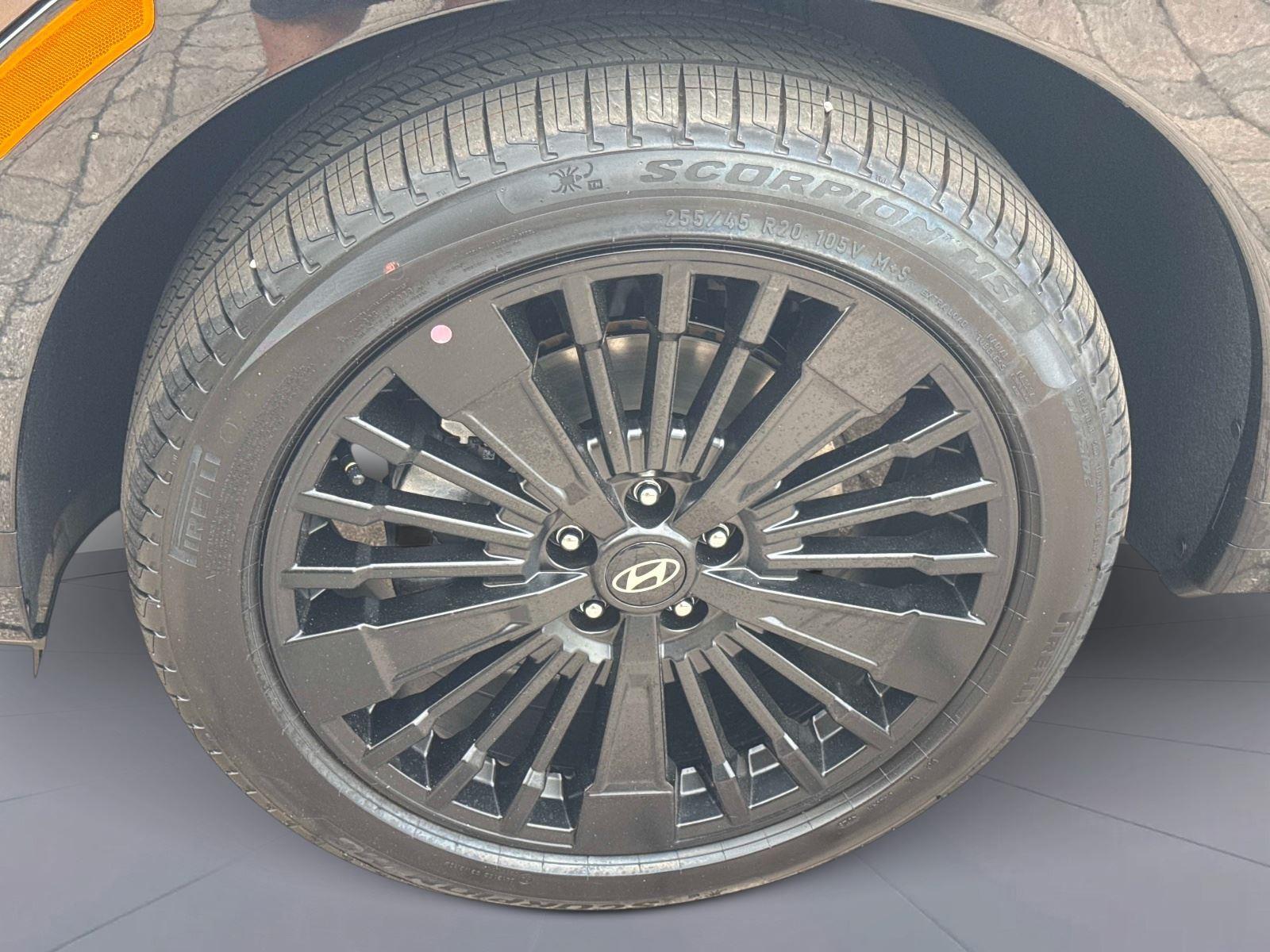 2026 Hyundai Santa Fe Hybrid Calligraphy