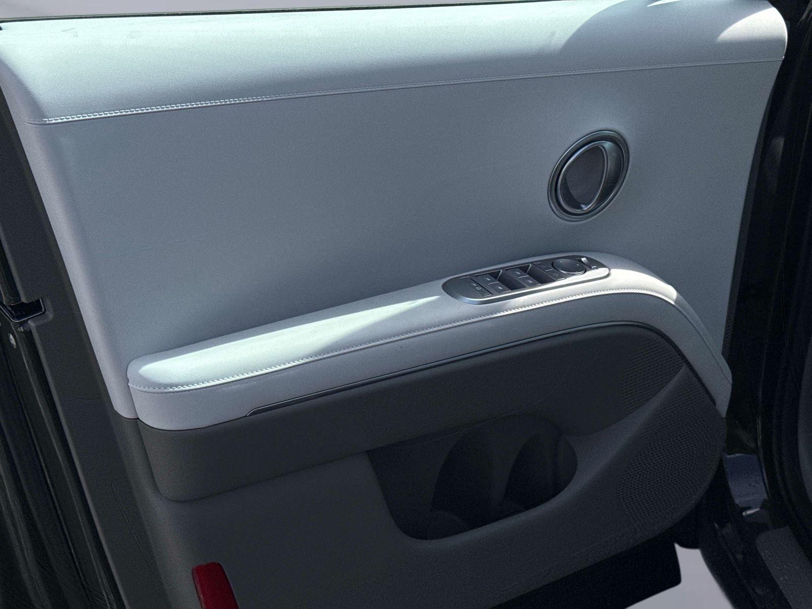 2026 Hyundai Palisade Hybrid Blue SEL 8P