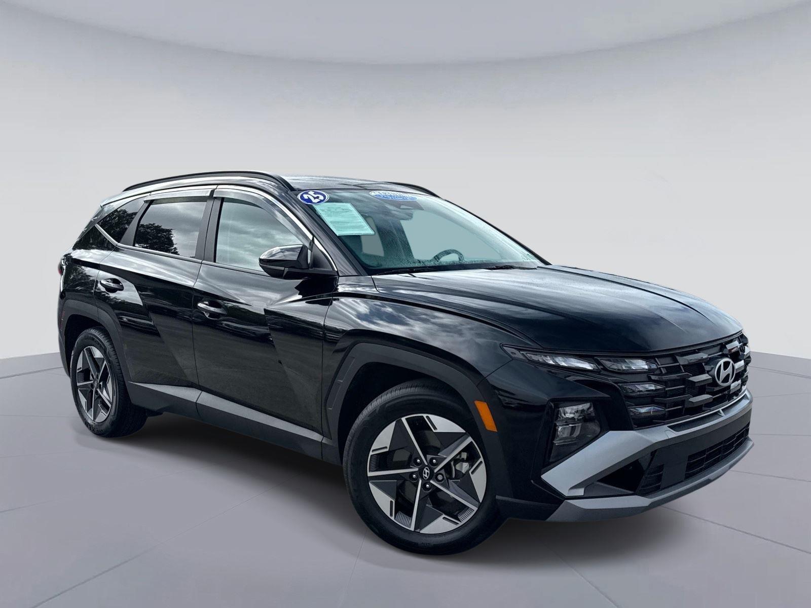 Phantom Black 2025 Hyundai Tucson SEL FWD SUV / Crossover Front-Wheel Drive Automatic