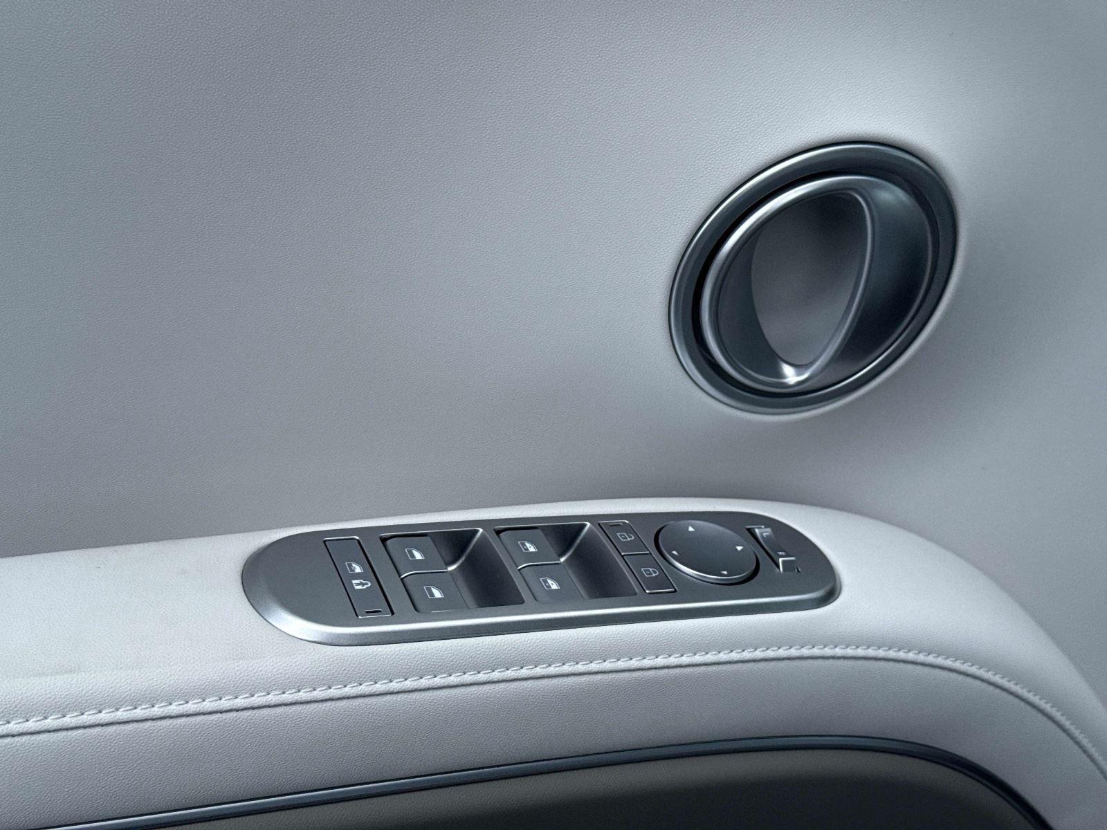 2026 Hyundai Palisade Hybrid Blue SEL 8P