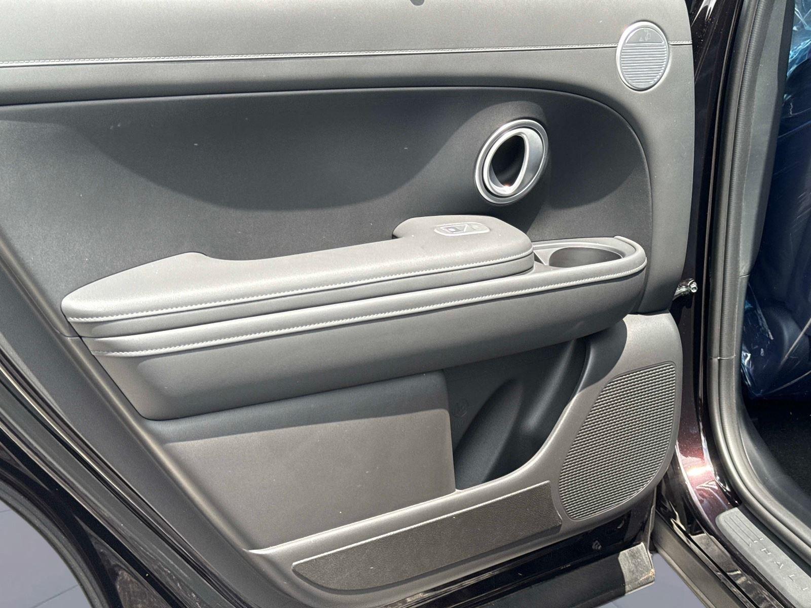 2026 Hyundai Palisade Hybrid Blue SEL 8P