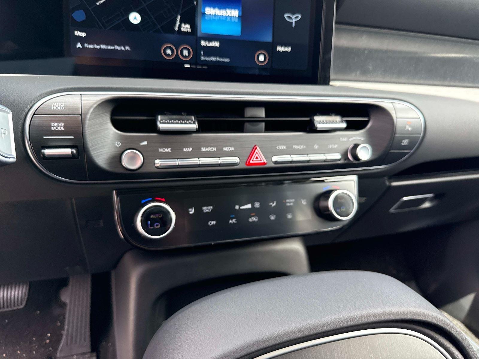 2026 Hyundai Palisade Hybrid Blue SEL 8P