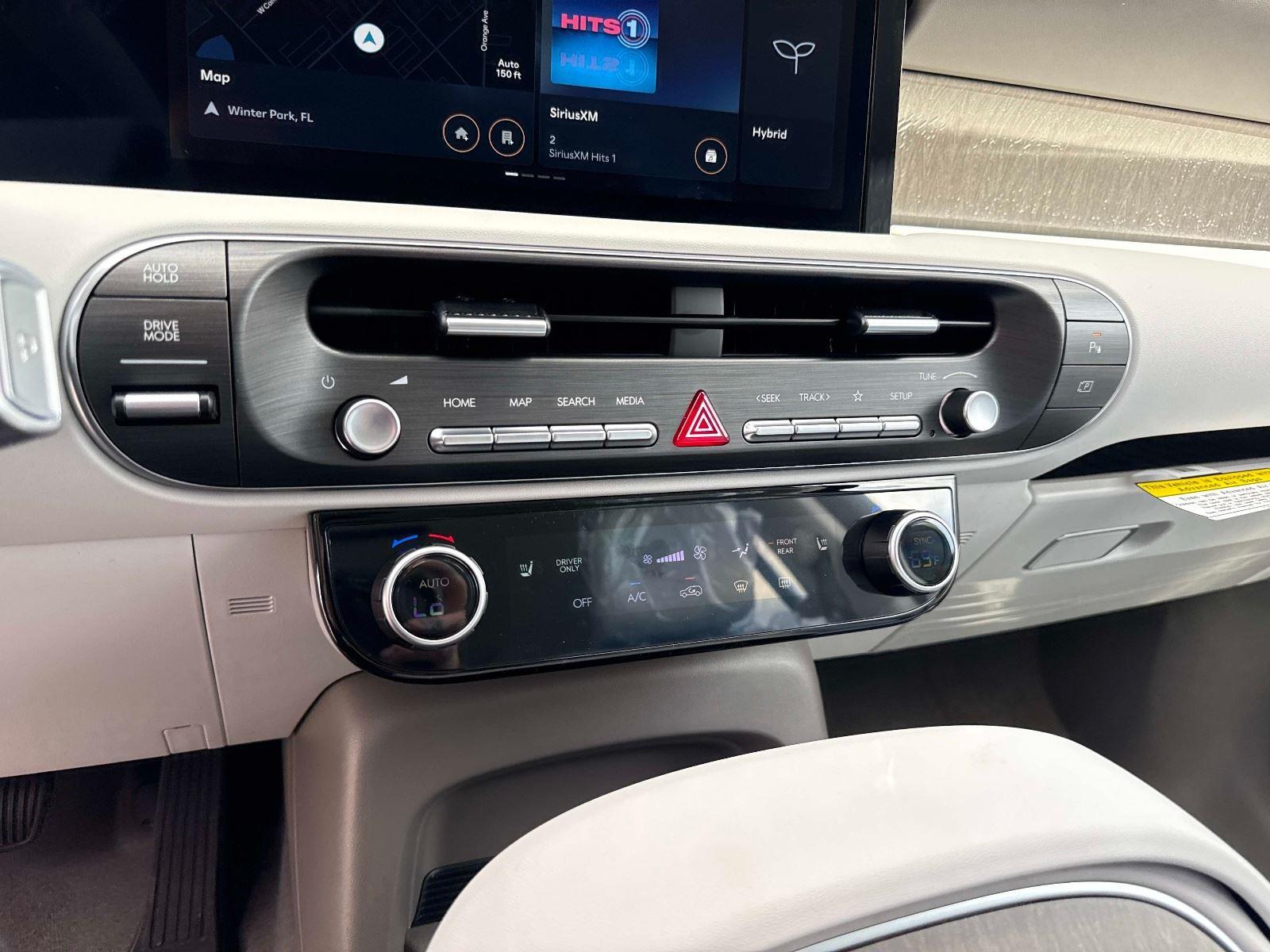 2026 Hyundai Palisade Hybrid Blue SEL 8P