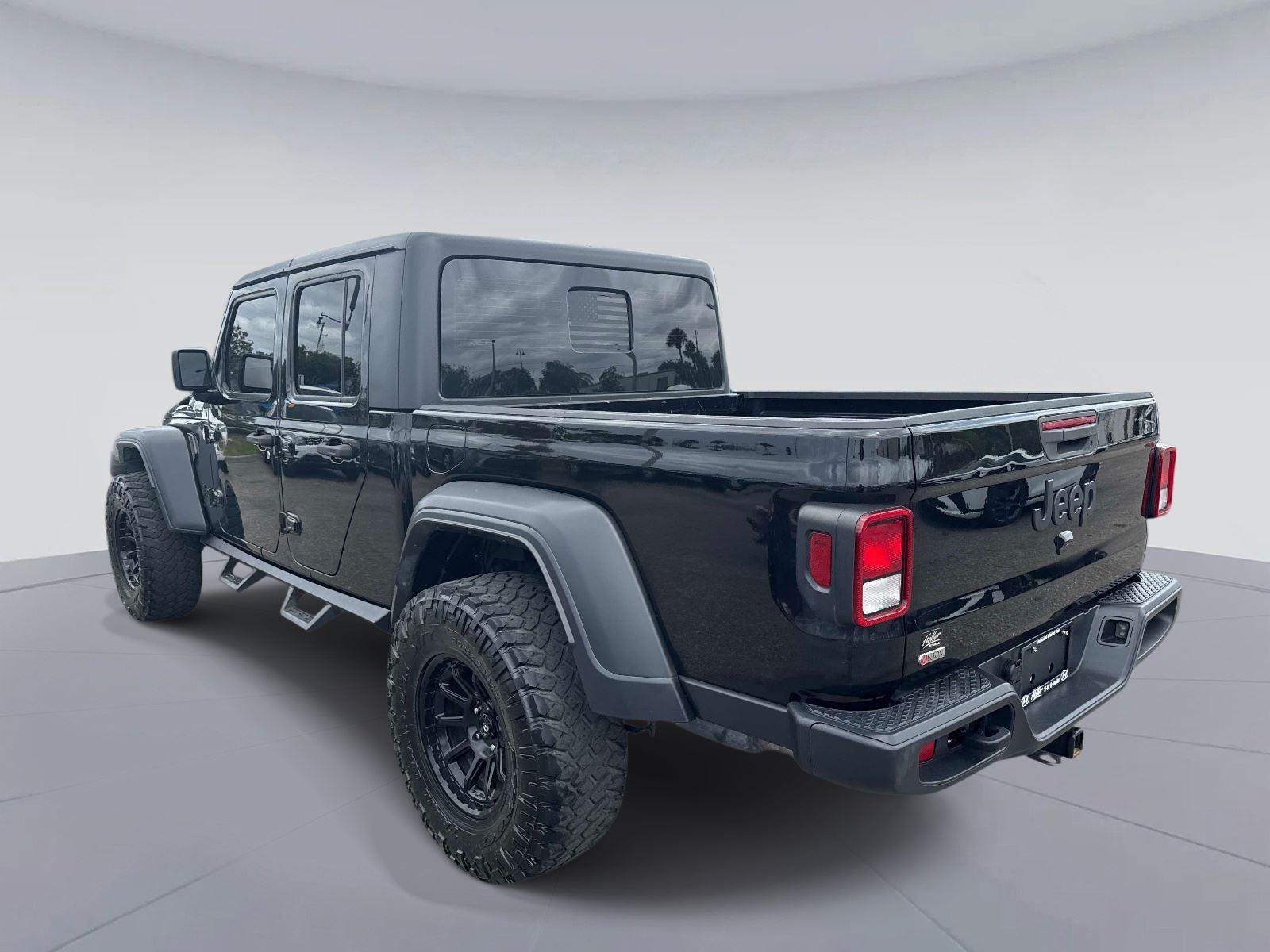 2021 Jeep Gladiator Sport