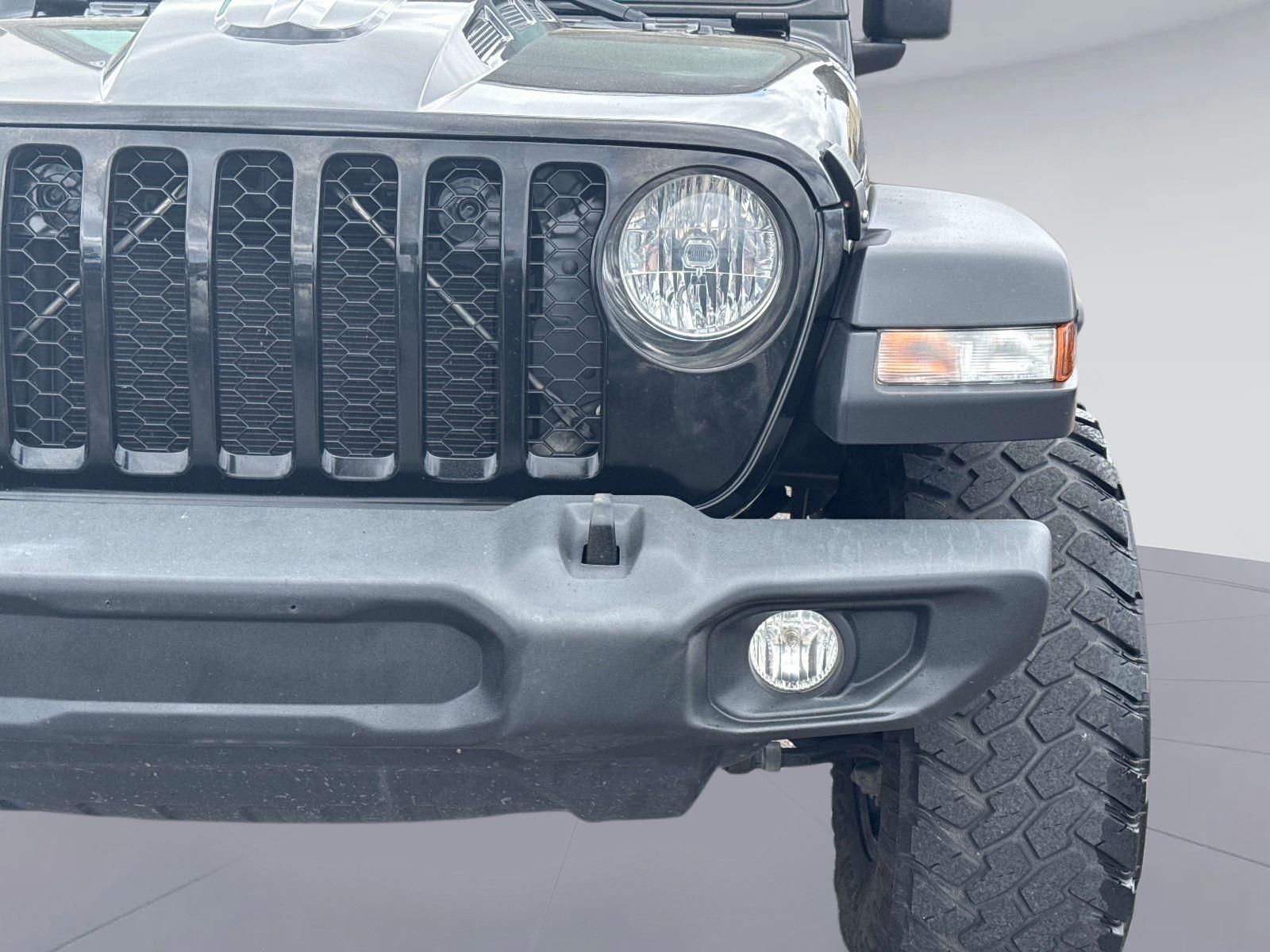 2021 Jeep Gladiator Sport