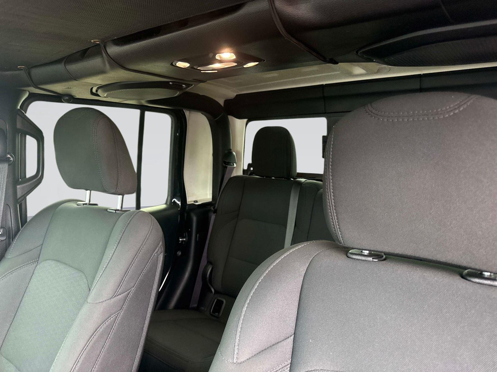 2021 Jeep Gladiator Sport