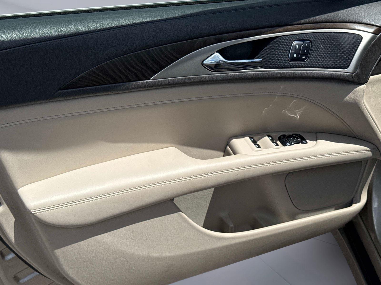 2017 Lincoln MKZ Reserve
