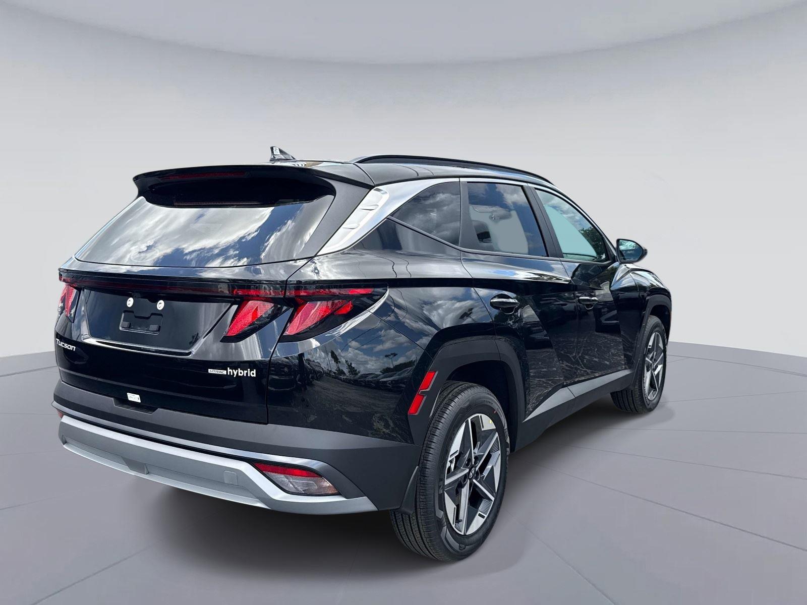 2026 Hyundai Tucson Hybrid SEL