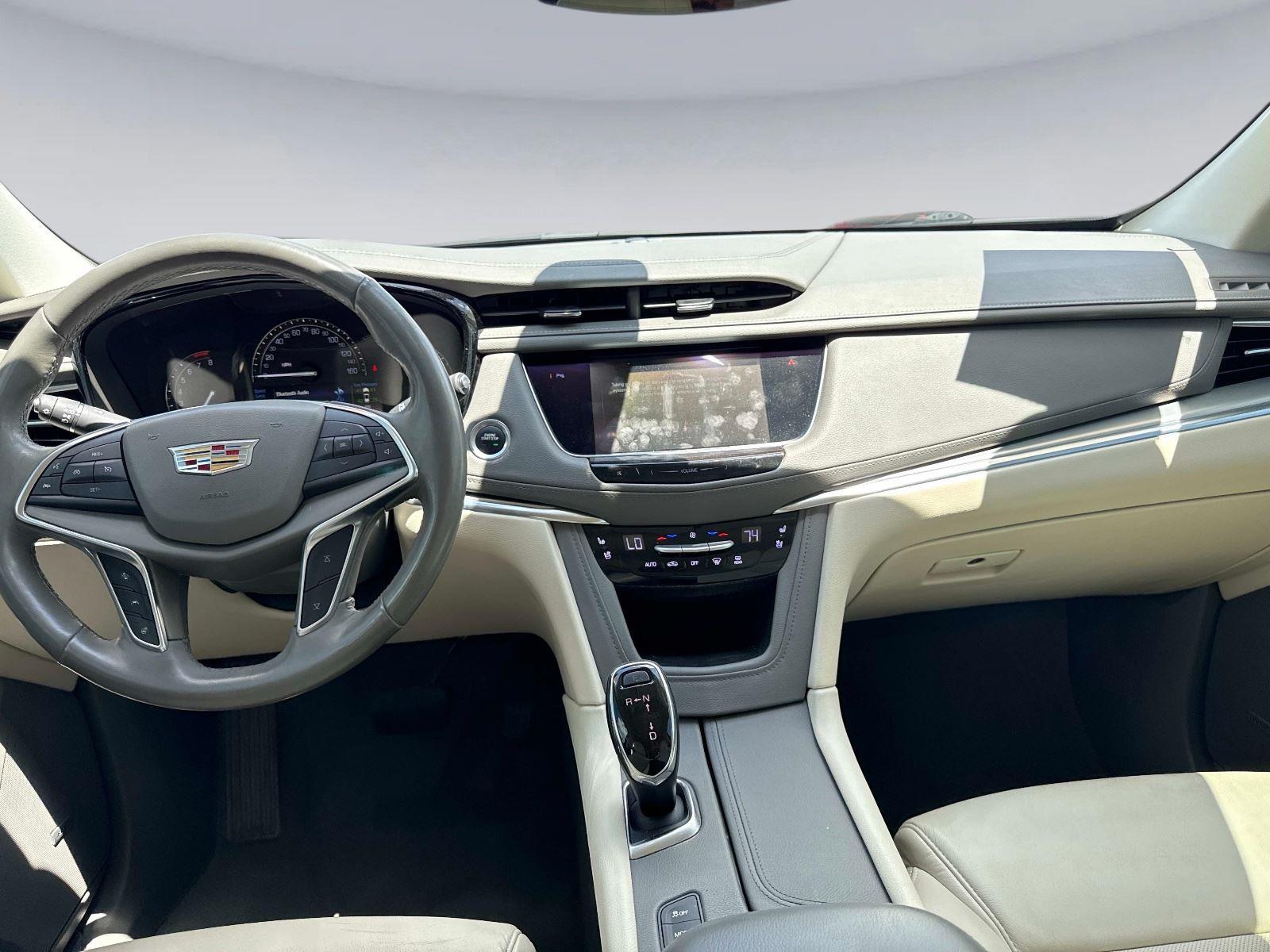 2018 Cadillac XT5 Premium Luxury AWD