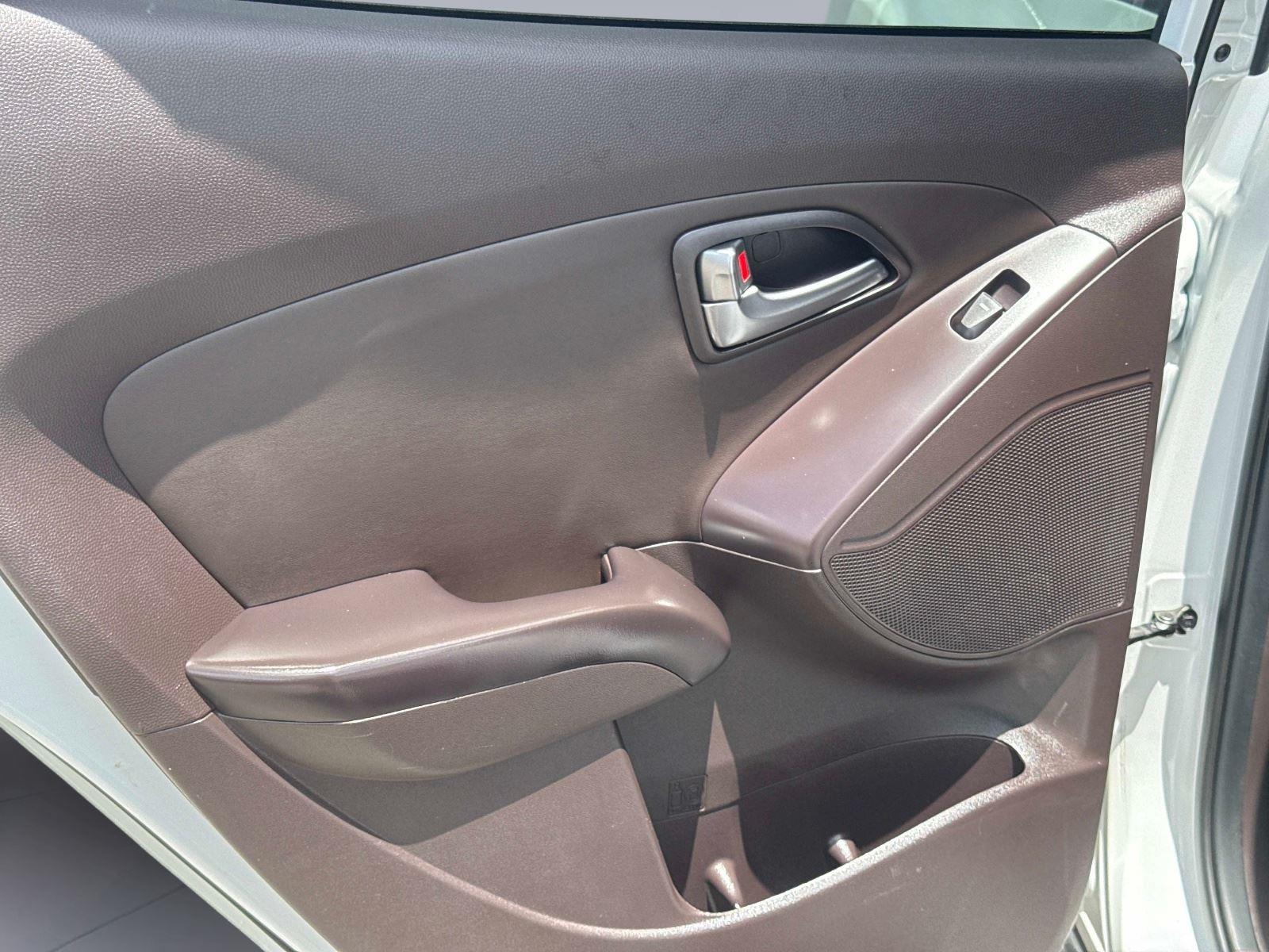 2015 Hyundai Tucson SE