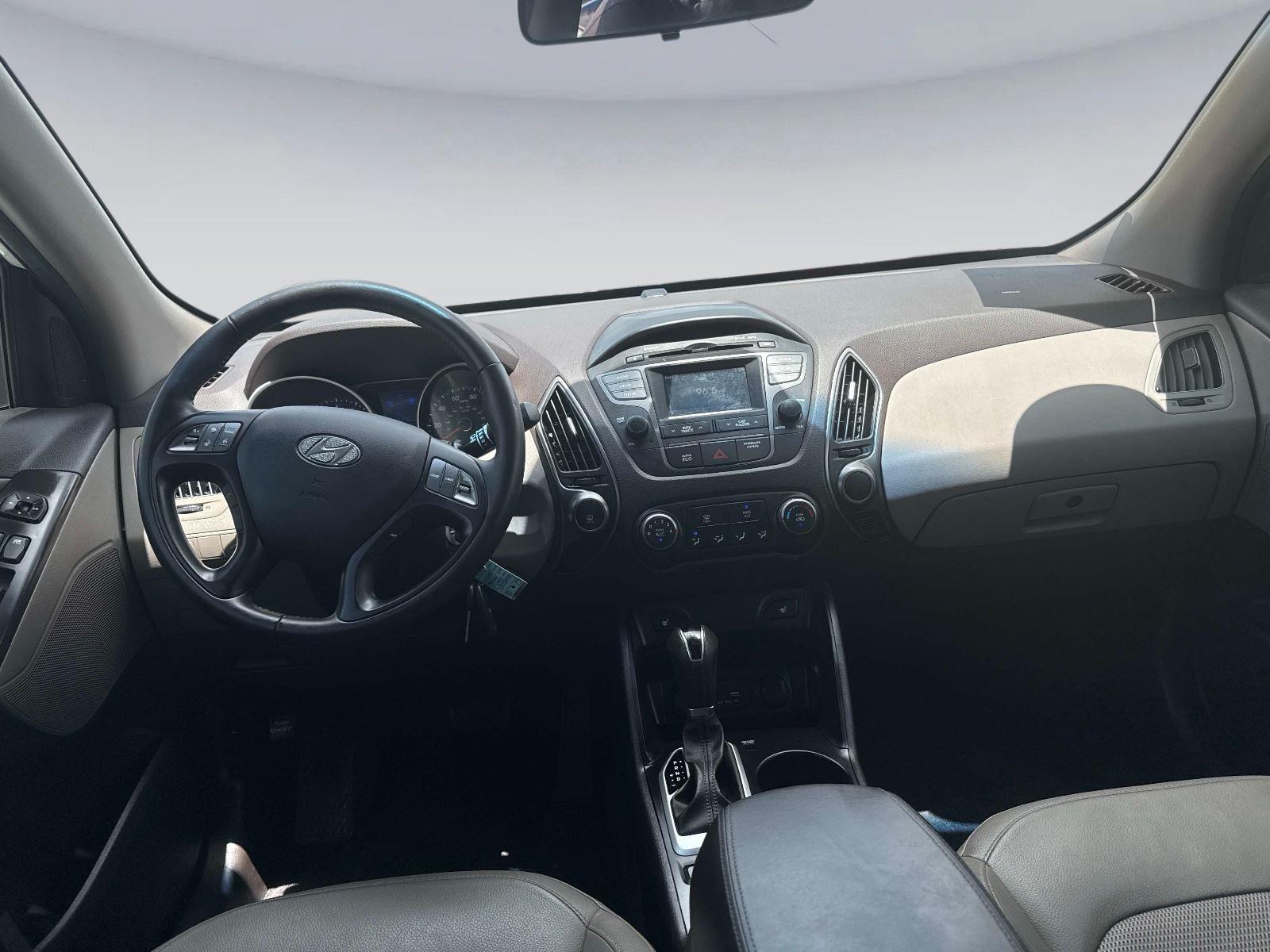 2015 Hyundai Tucson SE