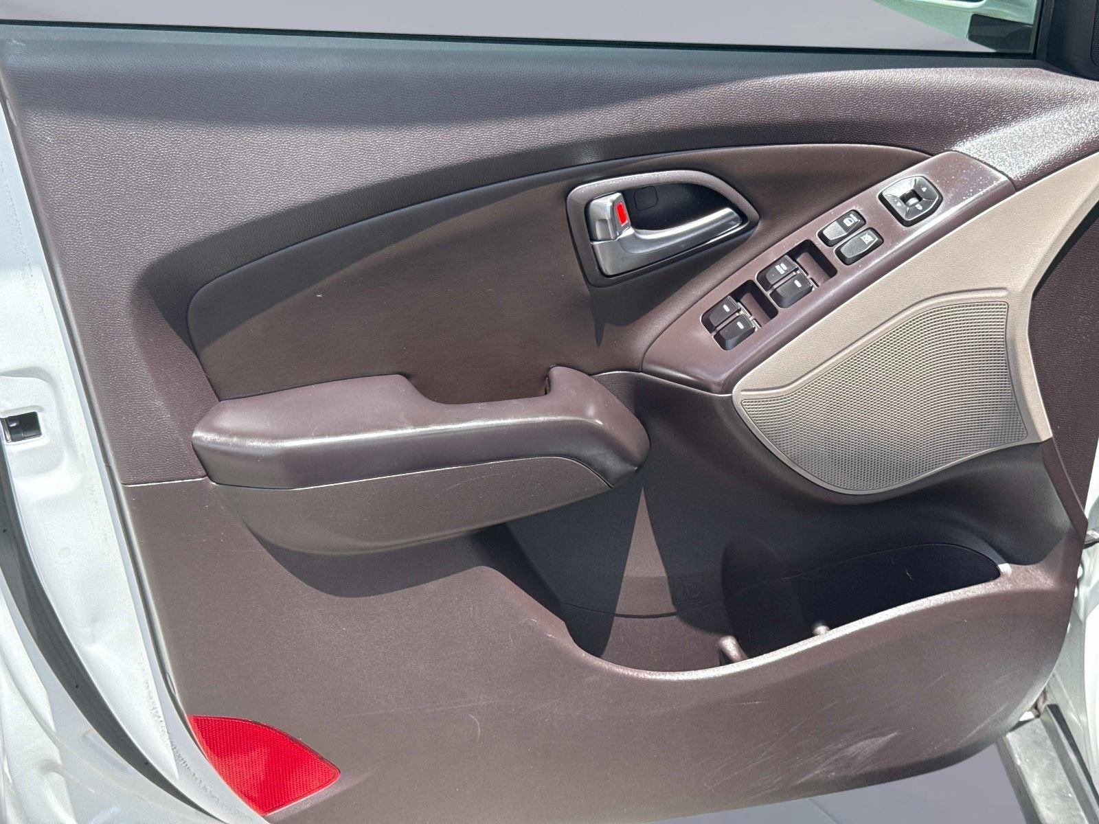 2015 Hyundai Tucson SE