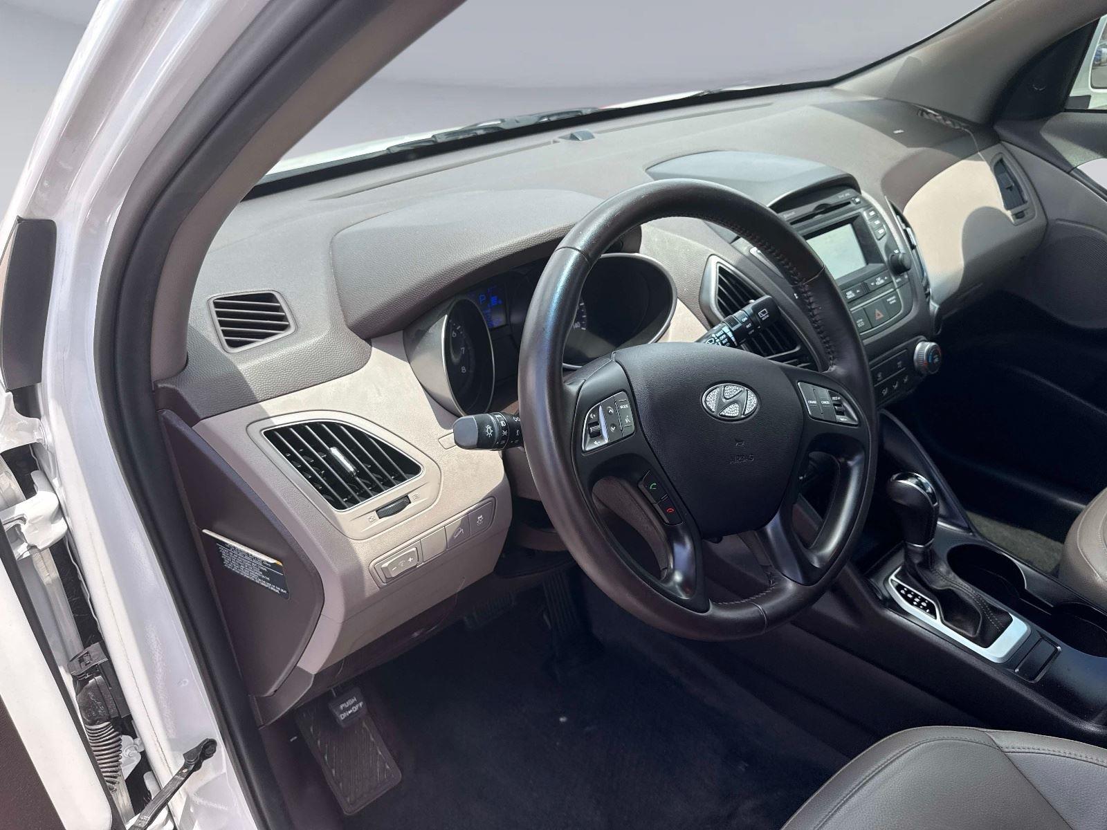 2015 Hyundai Tucson SE