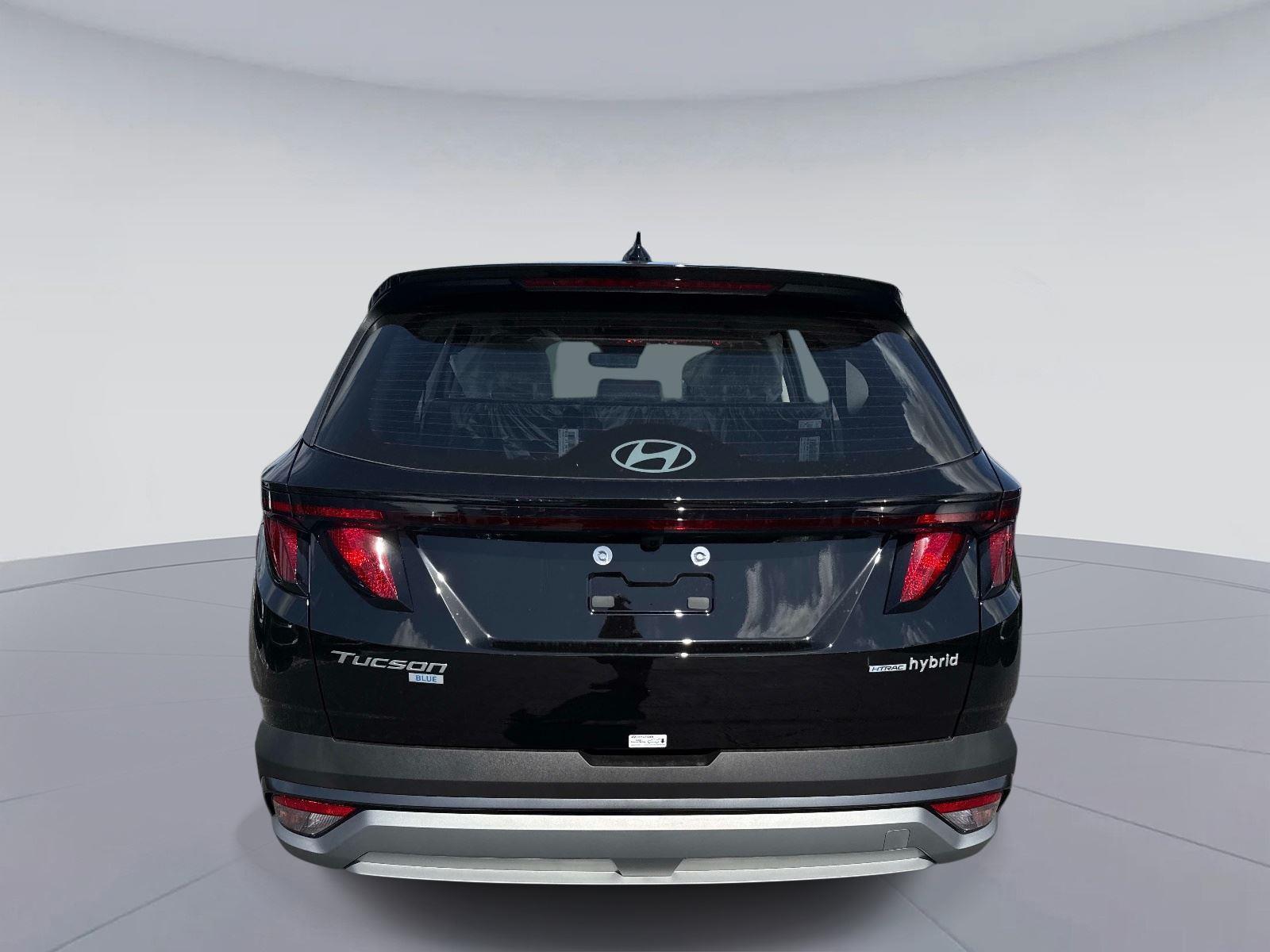 2026 Hyundai Tucson Hybrid Blue SE