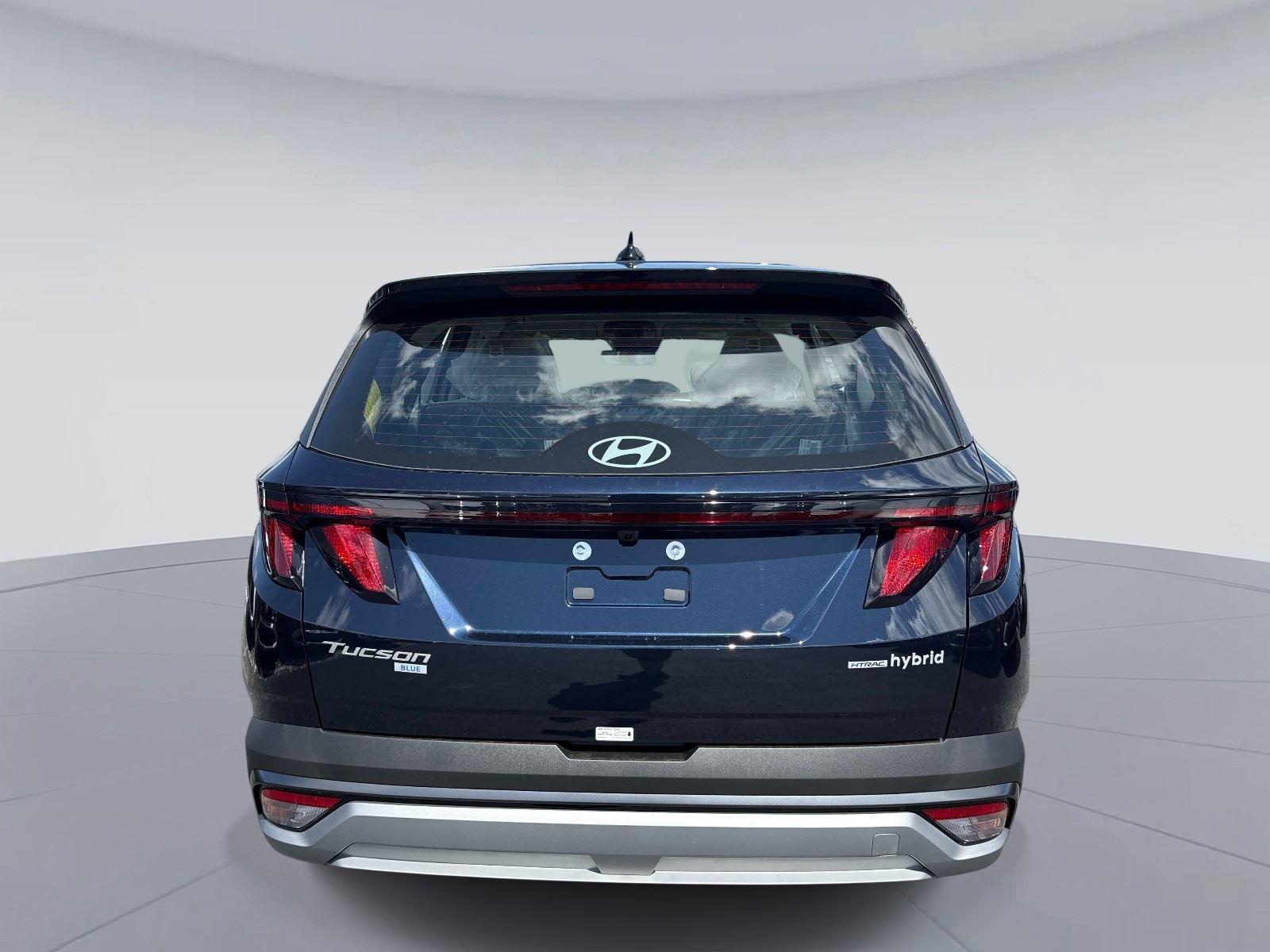 2026 Hyundai Tucson Hybrid Blue SE