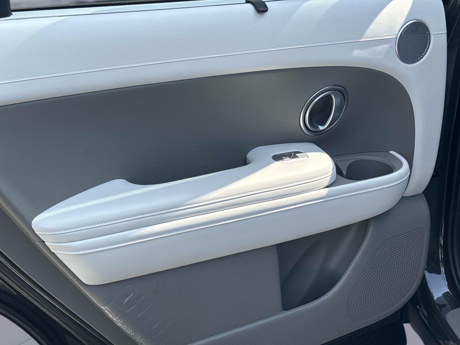 2026 Hyundai Palisade Hybrid Blue SEL Premium 8P