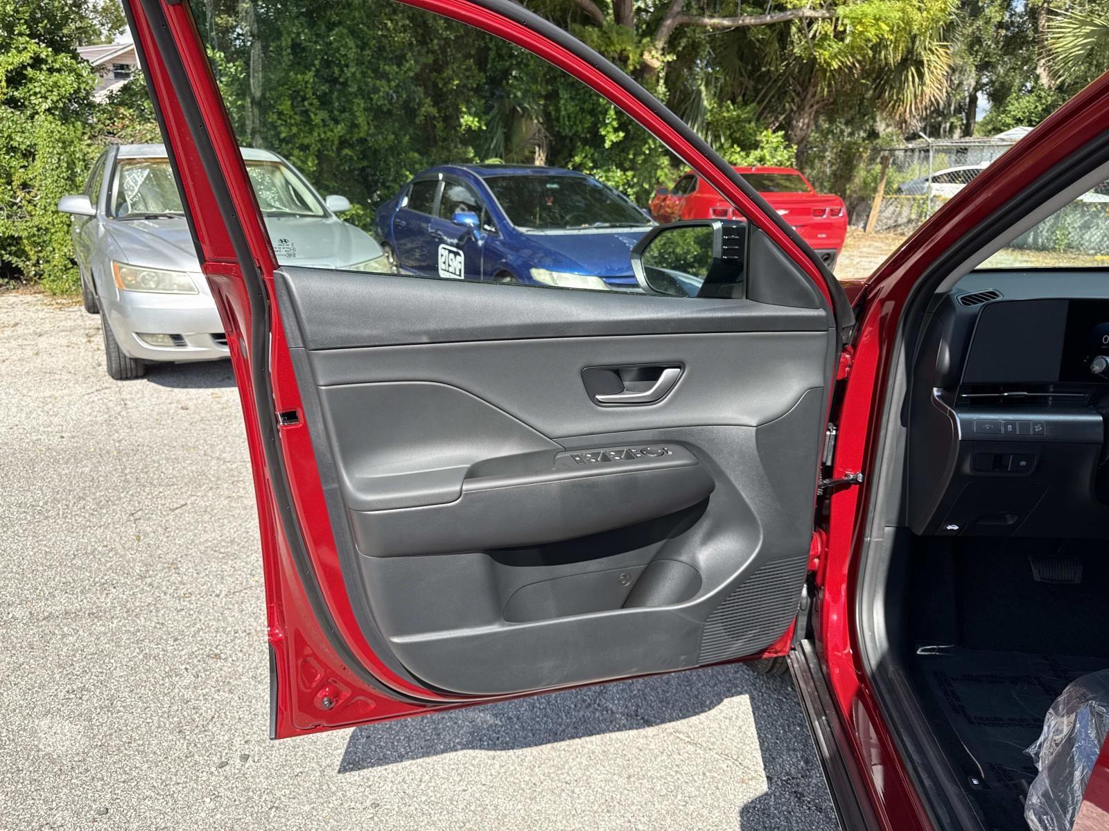 2026 Hyundai Kona SEL Premium