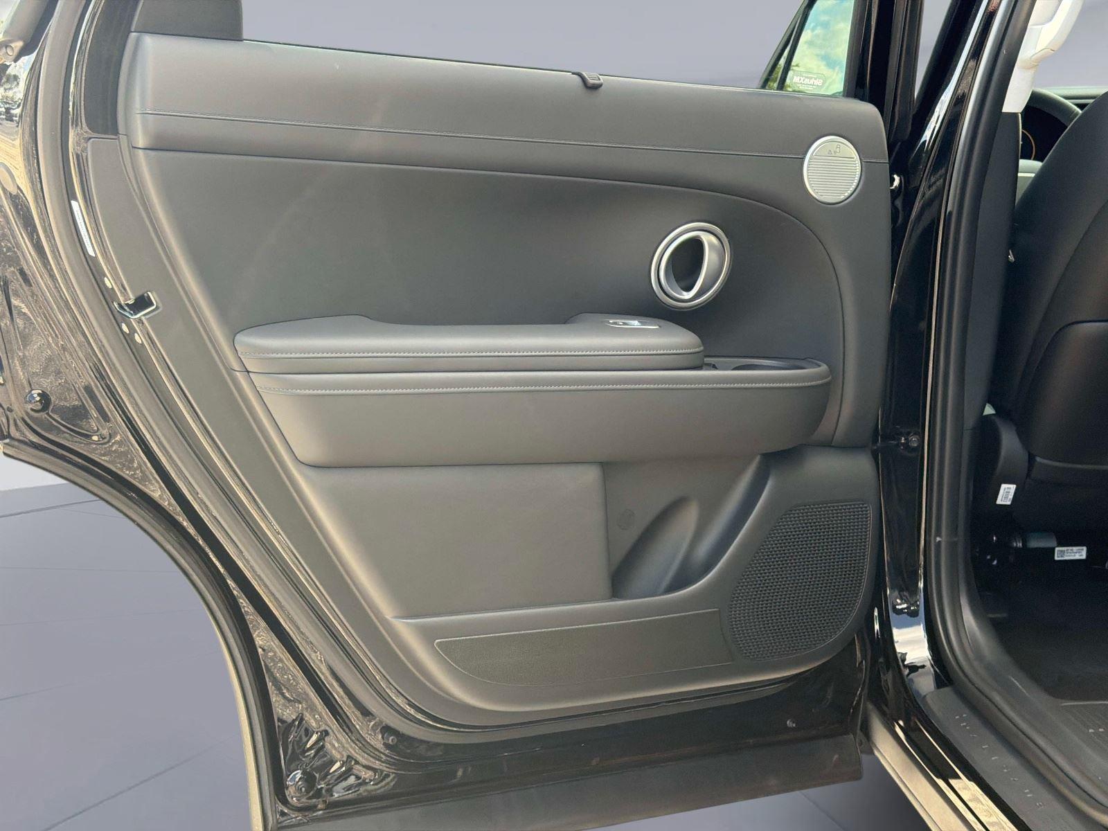 2026 Hyundai Palisade Hybrid Blue SEL 7P