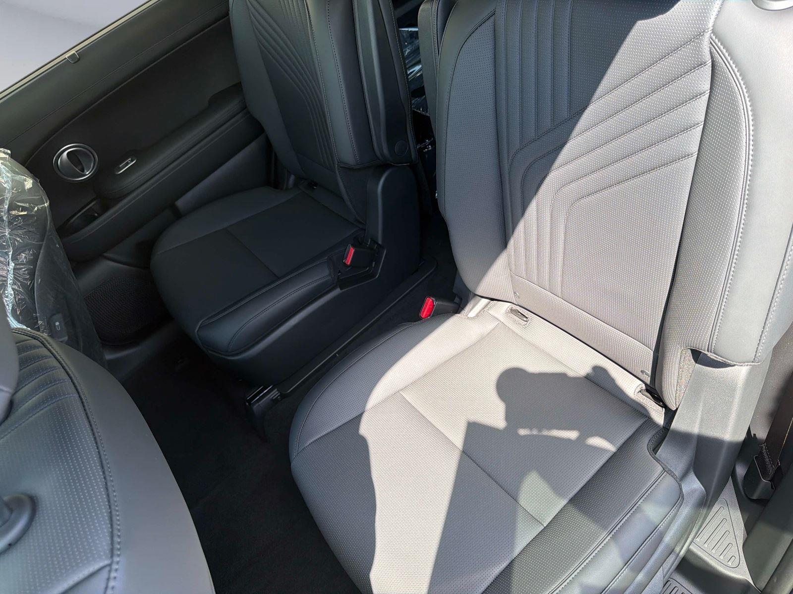 2026 Hyundai Palisade Hybrid Blue SEL 7P
