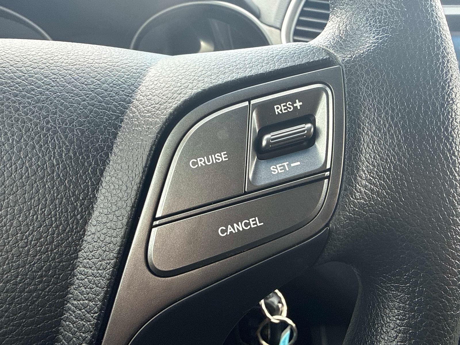 2018 Hyundai Santa Fe SE