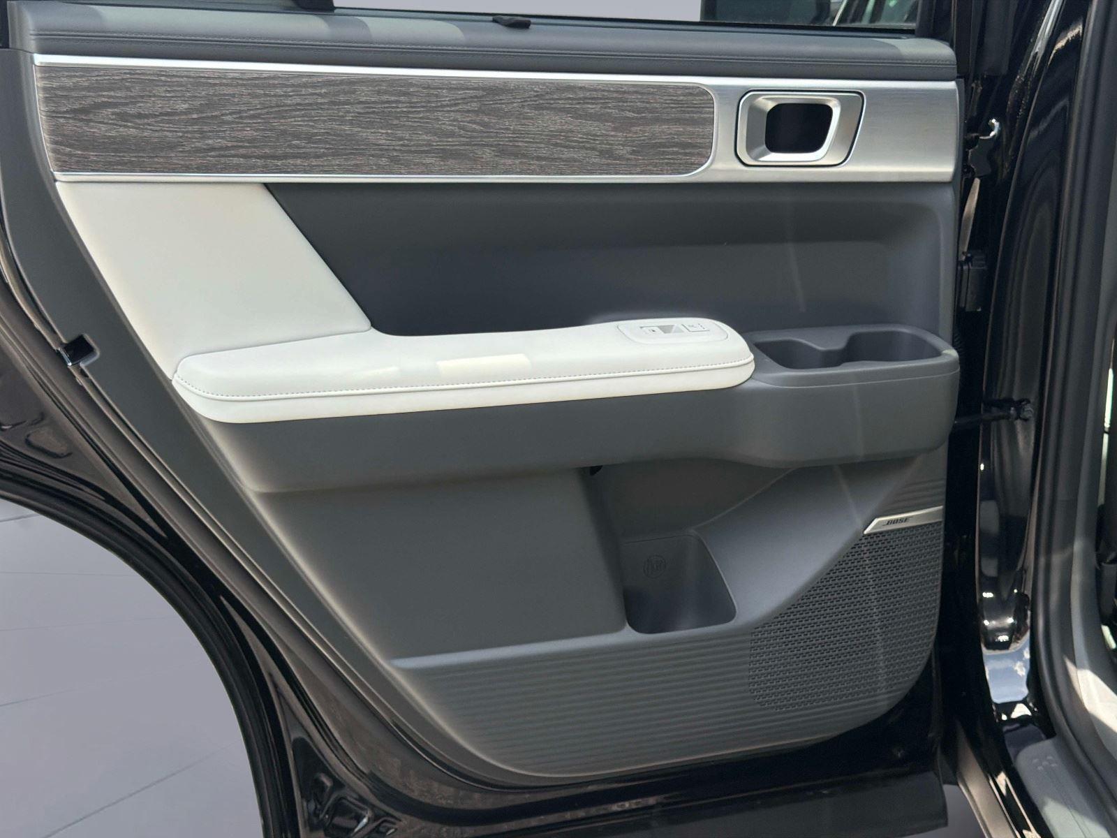 2026 Hyundai Santa Fe Hybrid Limited 6P