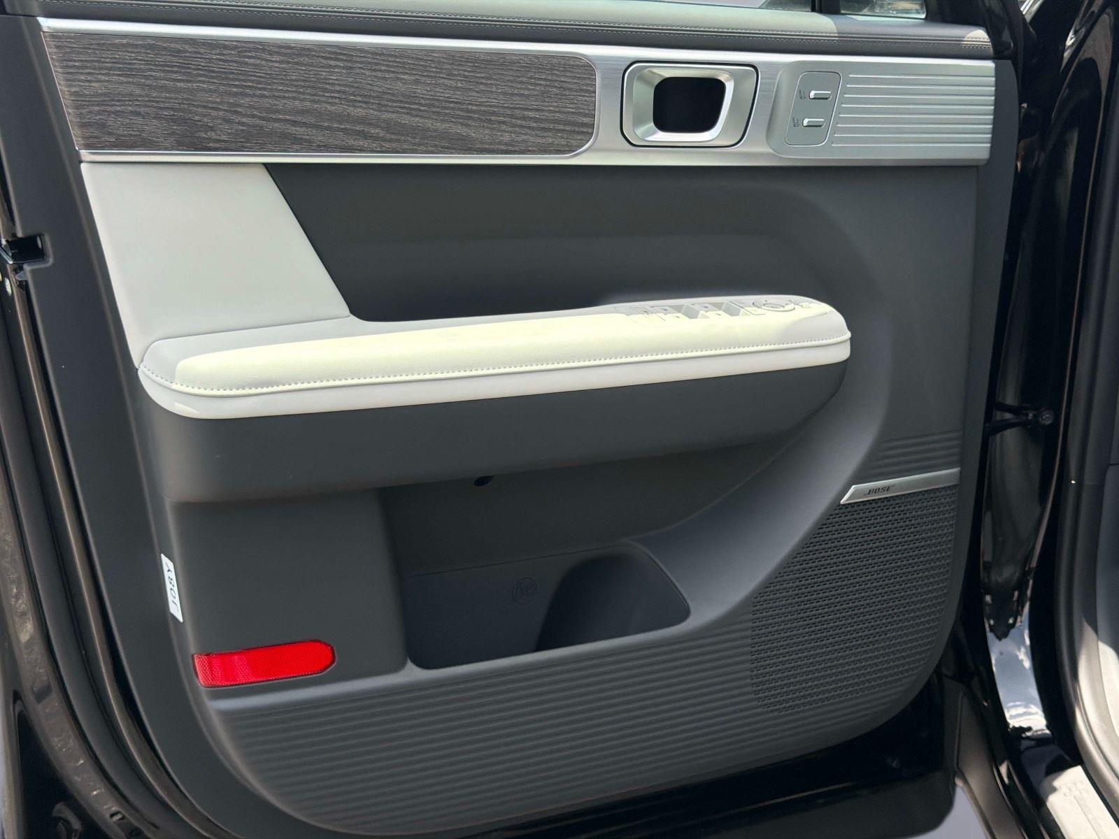 2026 Hyundai Santa Fe Hybrid Limited 6P