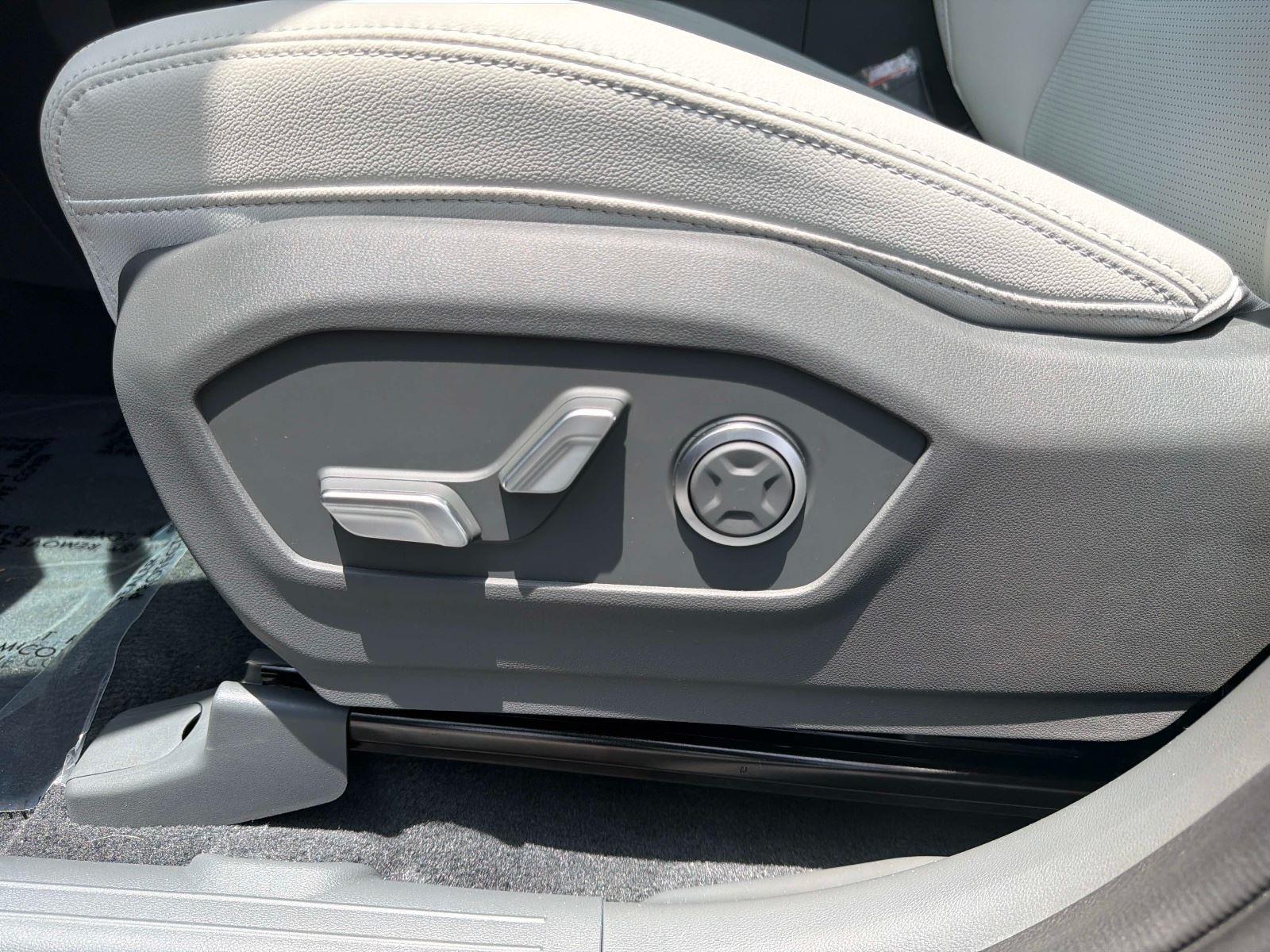 2026 Hyundai Santa Fe Hybrid Limited 6P