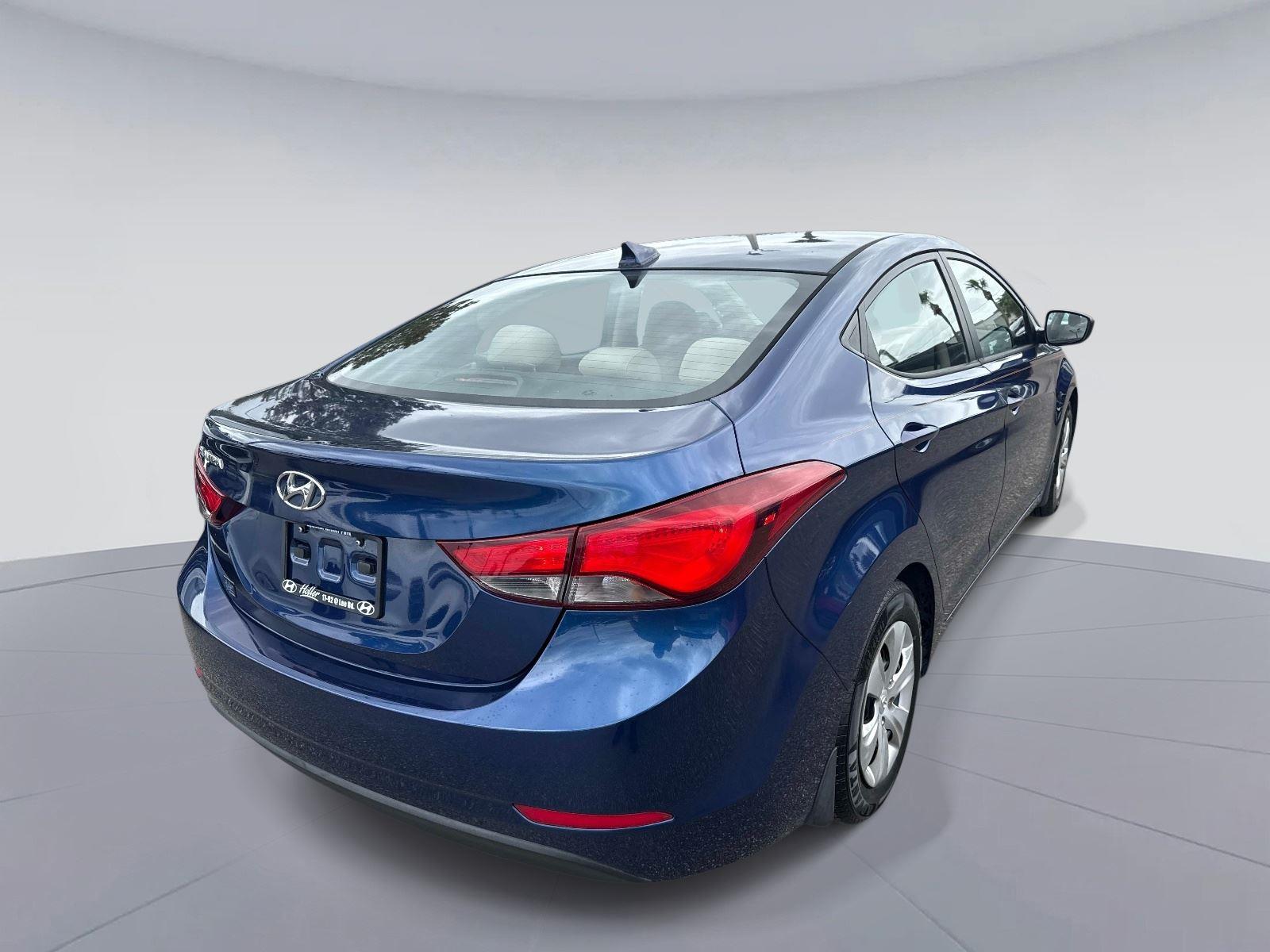 2016 Hyundai Elantra SE