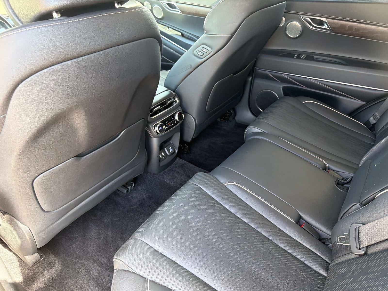 2023 Genesis GV80