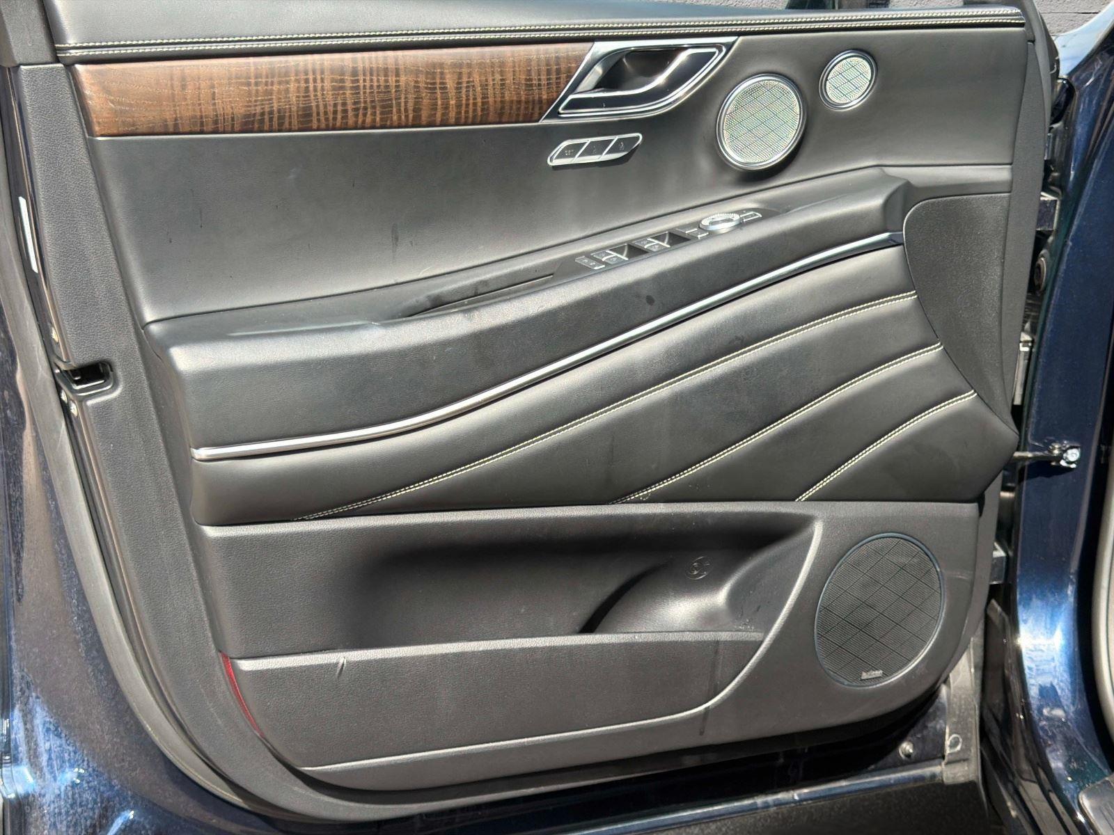 2023 Genesis GV80