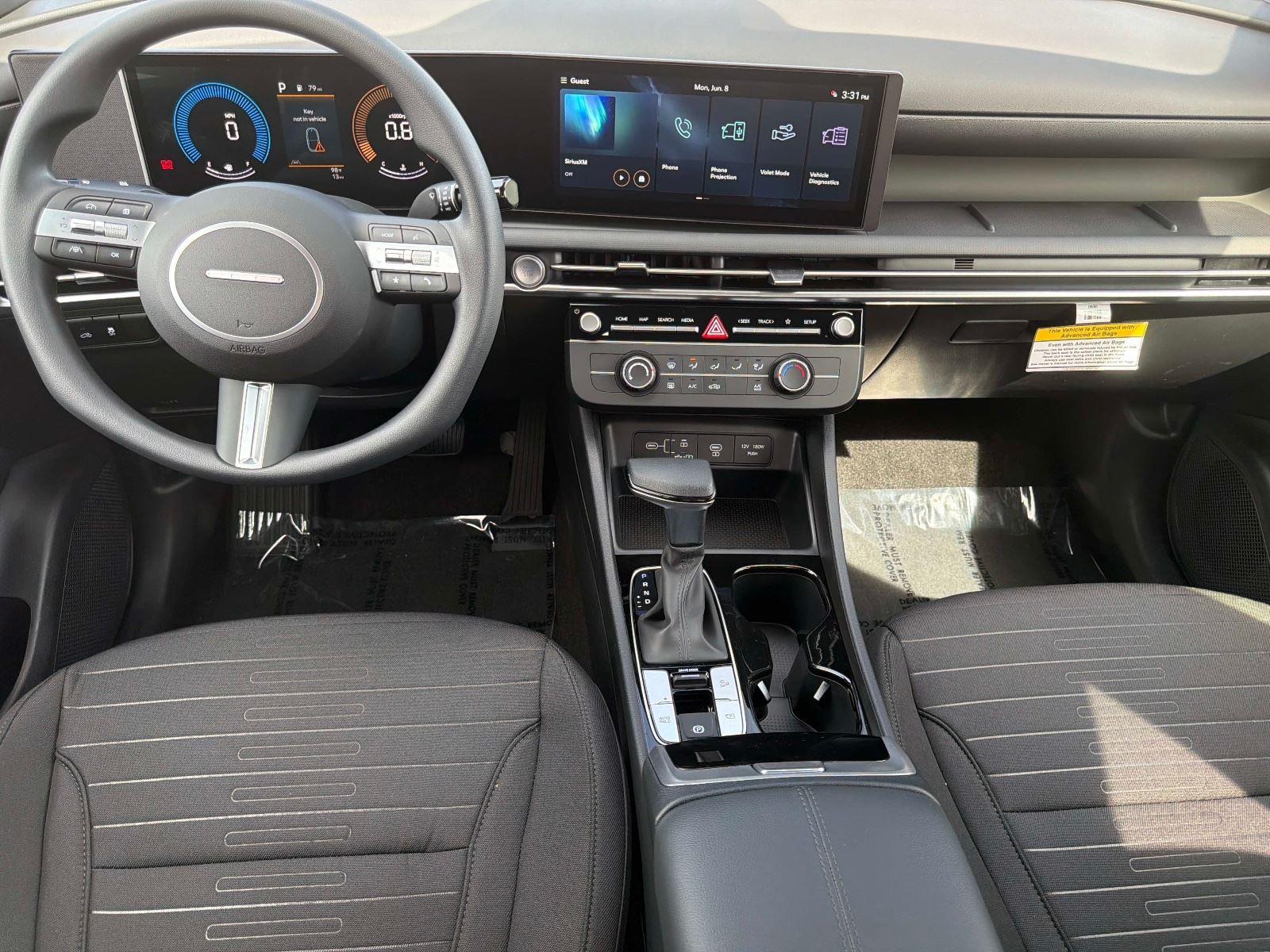 2026 Hyundai Santa Cruz SE
