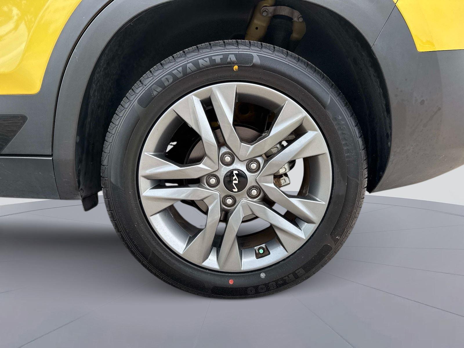 2023 Kia Seltos S