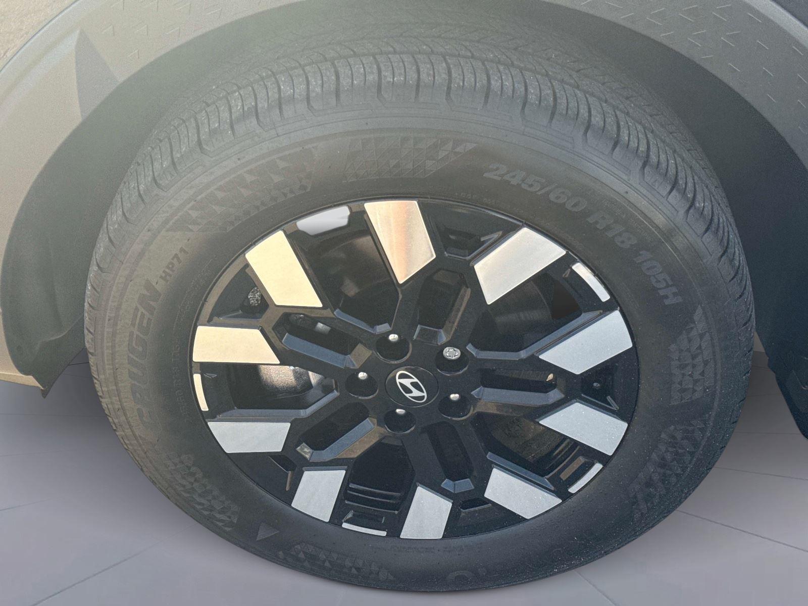 2025 Hyundai Santa Cruz SEL Activity
