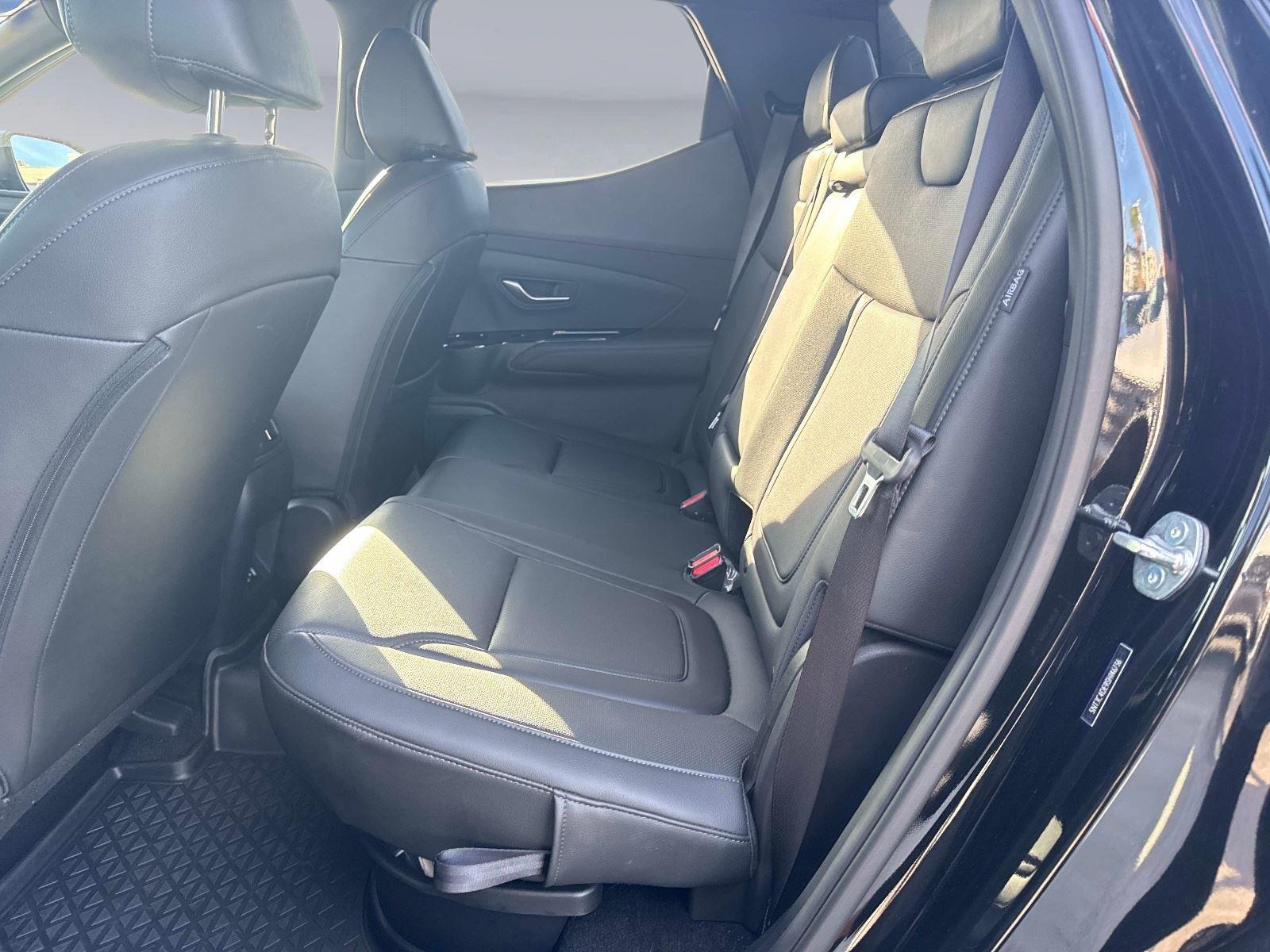 2025 Hyundai Santa Cruz SEL Activity