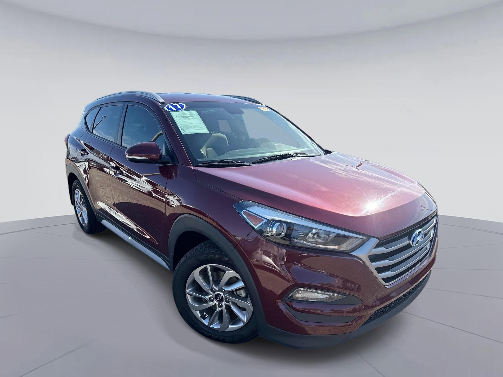 Red (Ruby Wine) 2017 Hyundai Tucson 2.0L SE Plus FWD SUV / Crossover Front-Wheel Drive Automatic